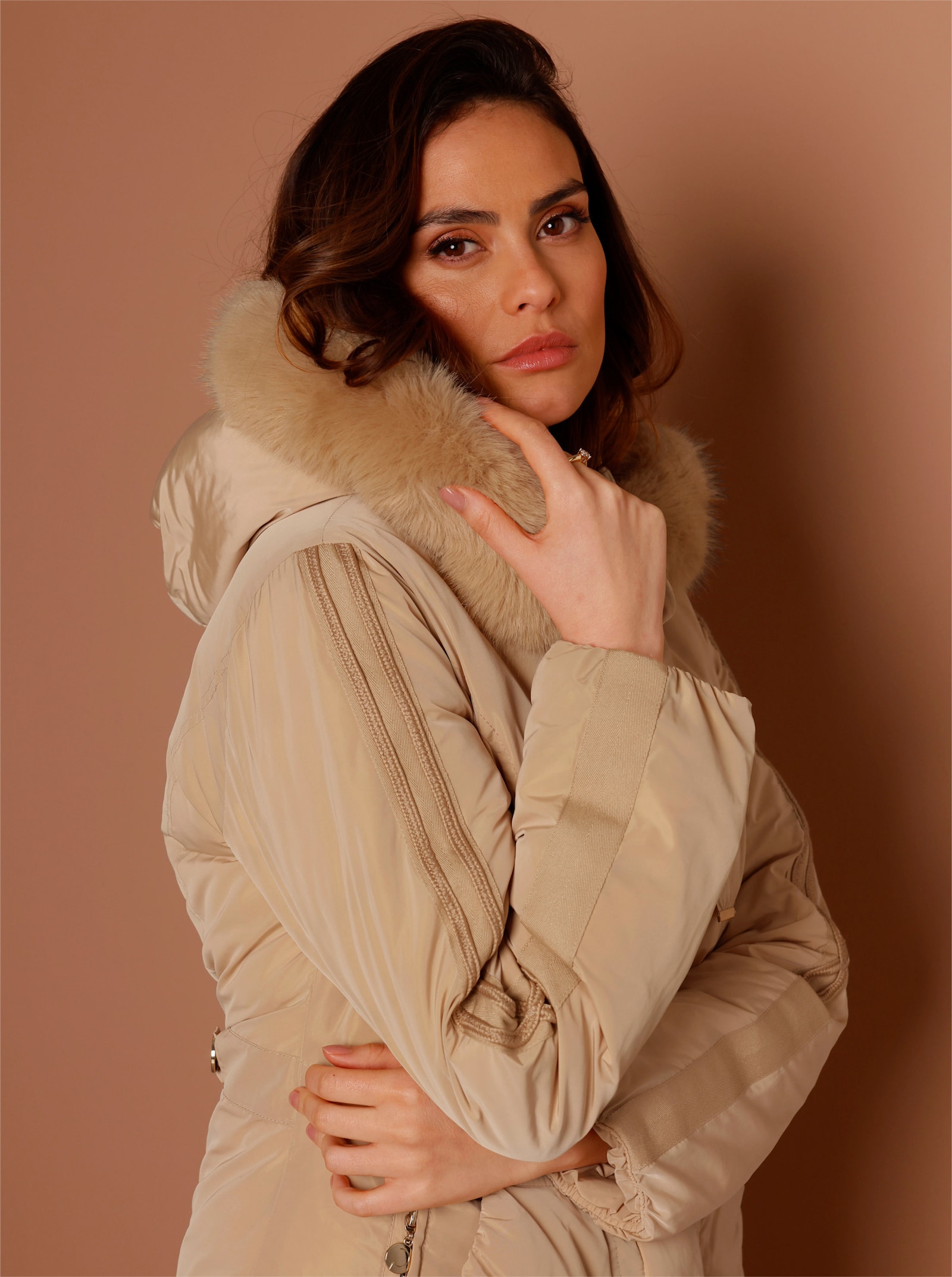 CREATION L PREMIUM Daunenjacke mit 90% Daunen und 10% Federn - camel
