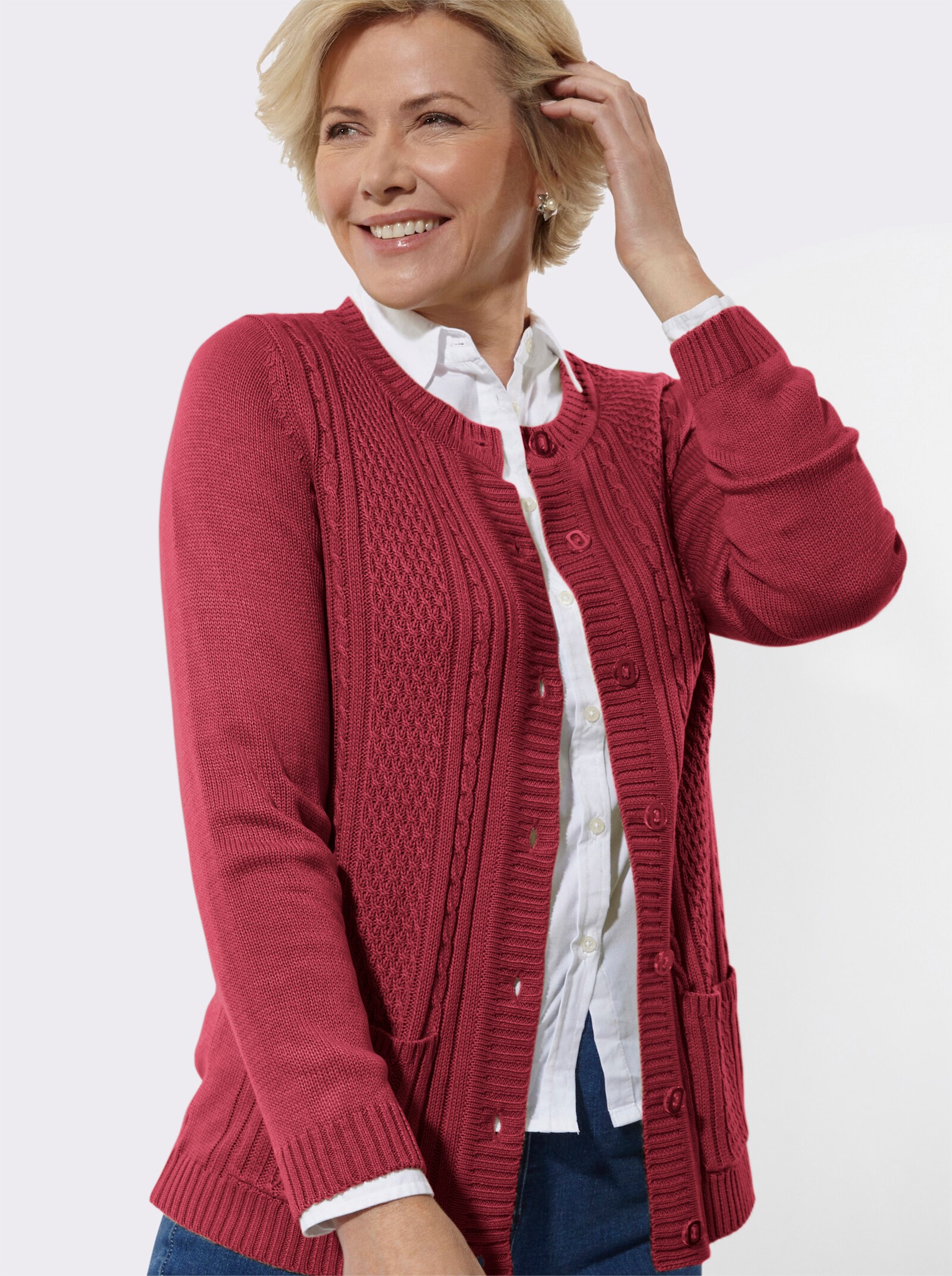 Strickjacke mit Einstrickmuster - kirsche