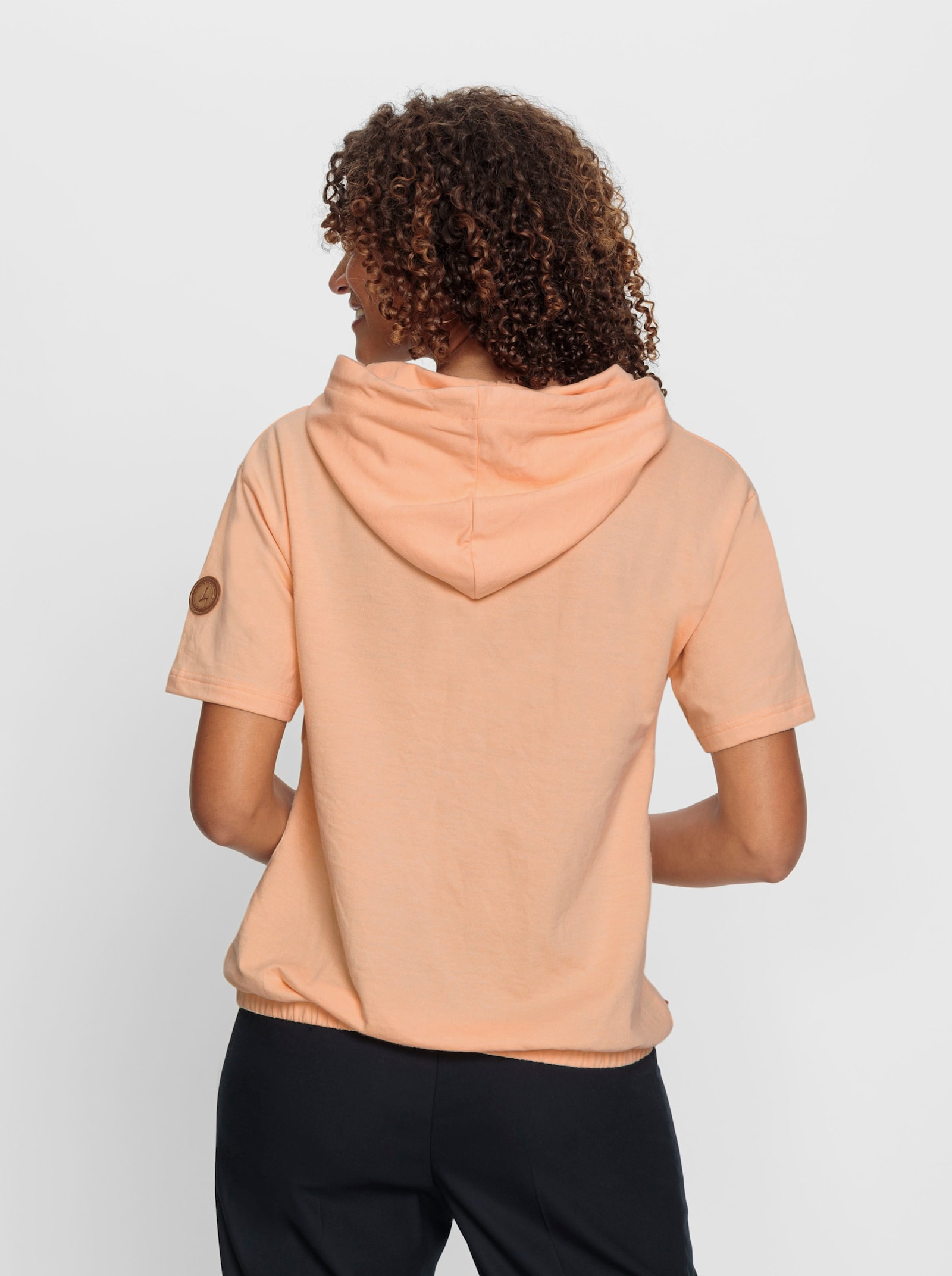 Sweatshirt med huva och elastisk fåll - aprikos-ecru-med tryck