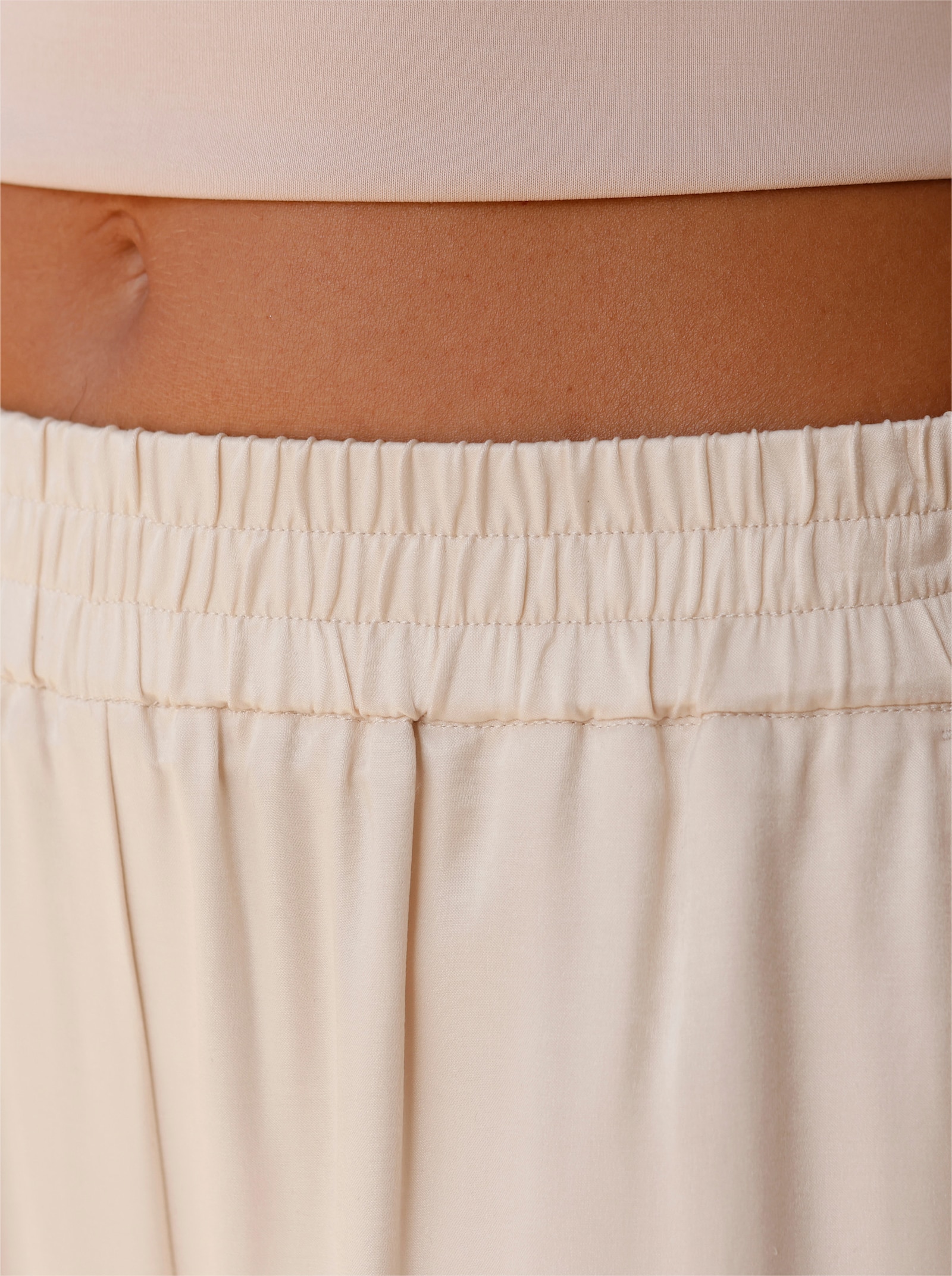 Schlupfhose in Satin-Qualität - elfenbein