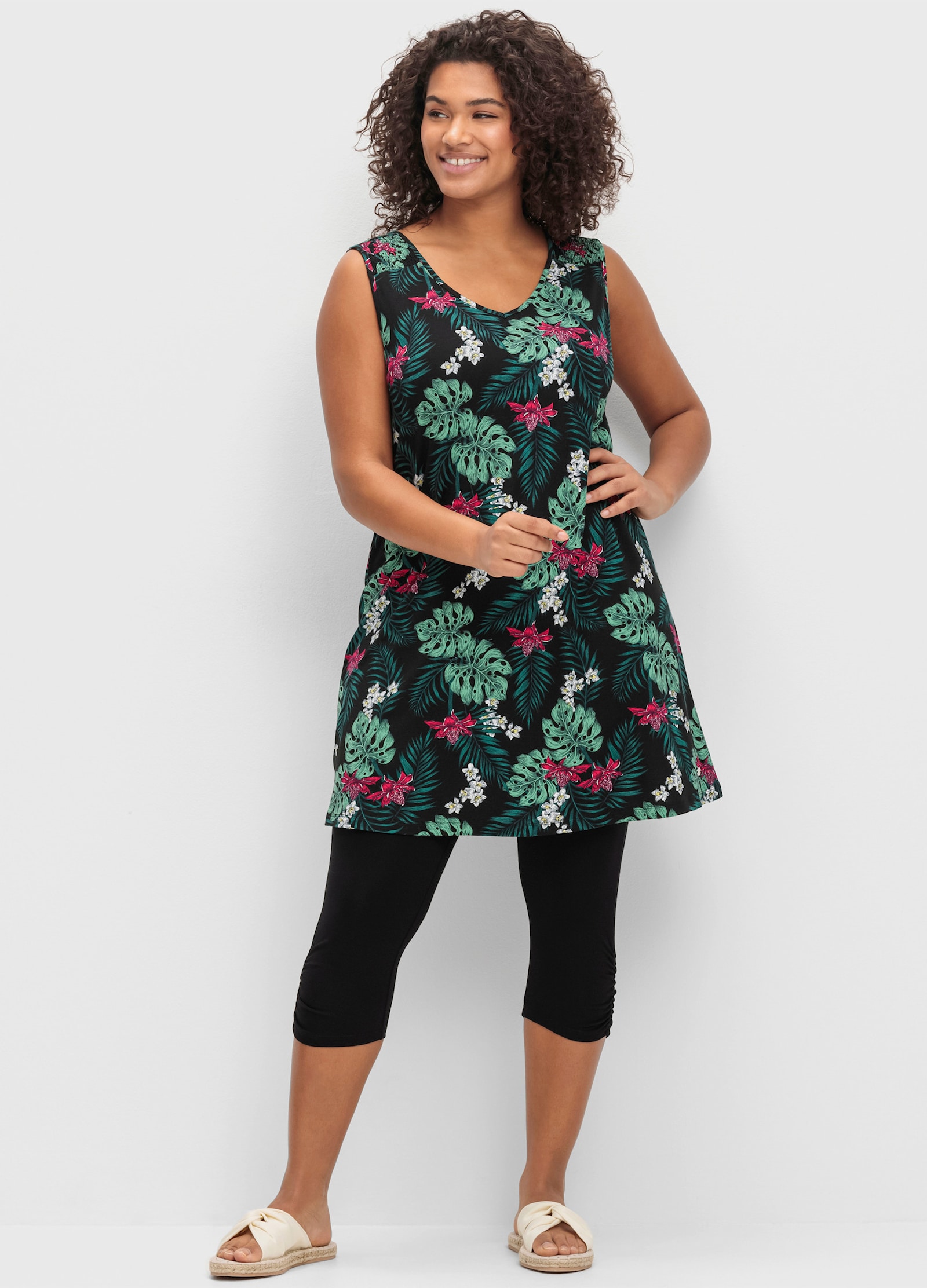 sheego Shirt und Leggings im Set - schwarz-gemustert