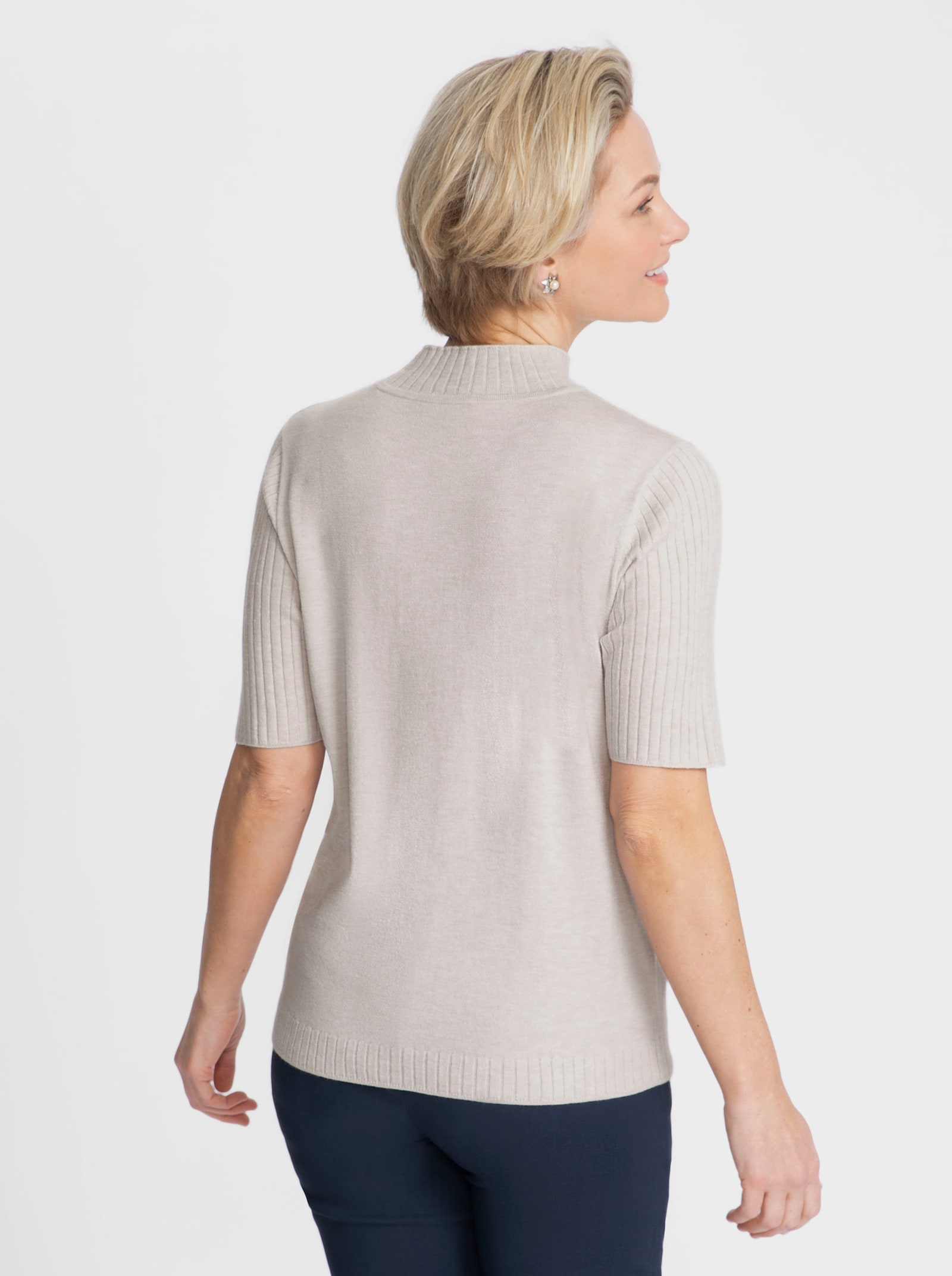Kurzarmpullover mit geripptem Kragen - hellgrau-meliert
