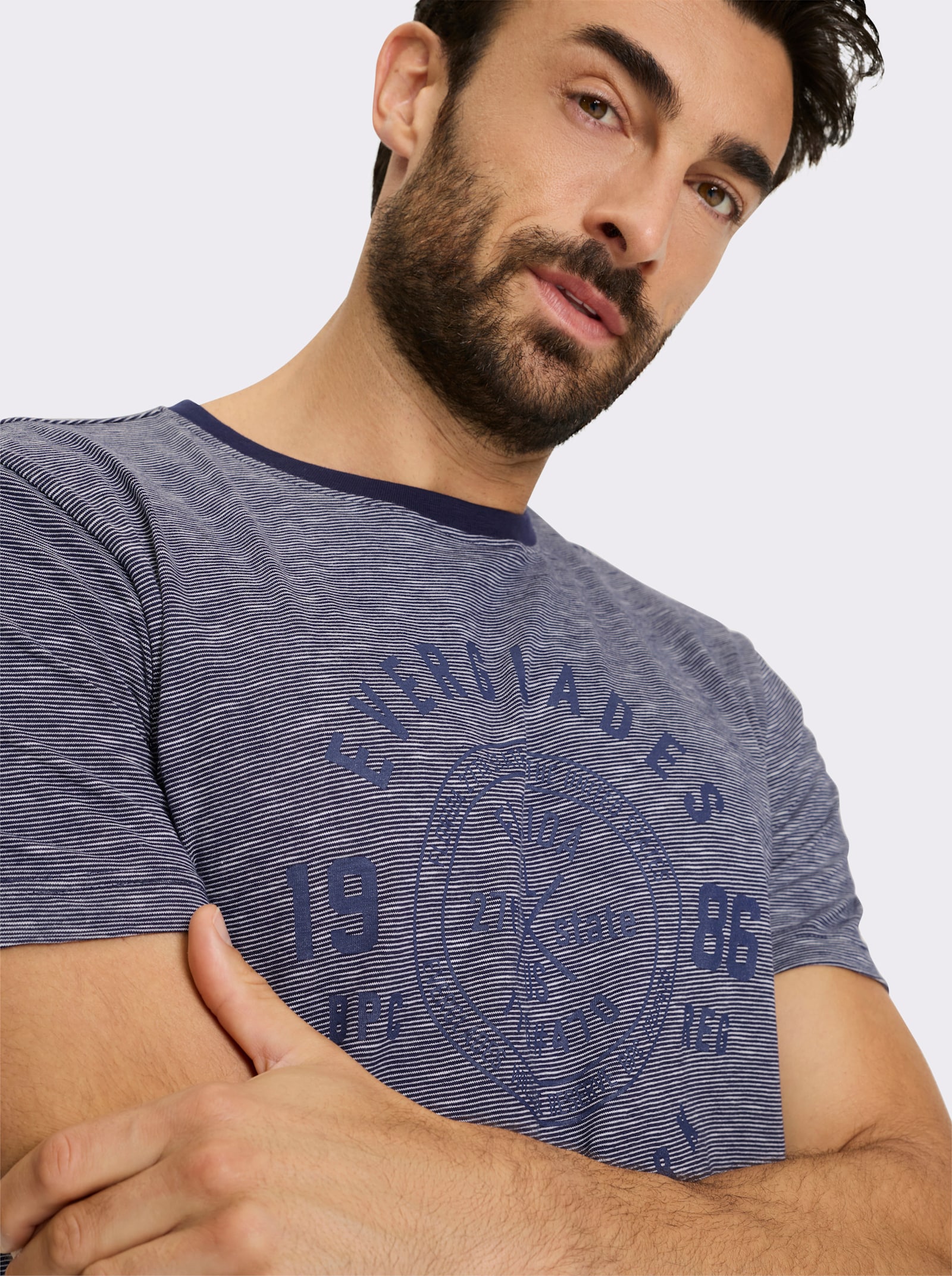 Catamaran T-Shirt mit Streifen, garngefärbt - marine-gestreift