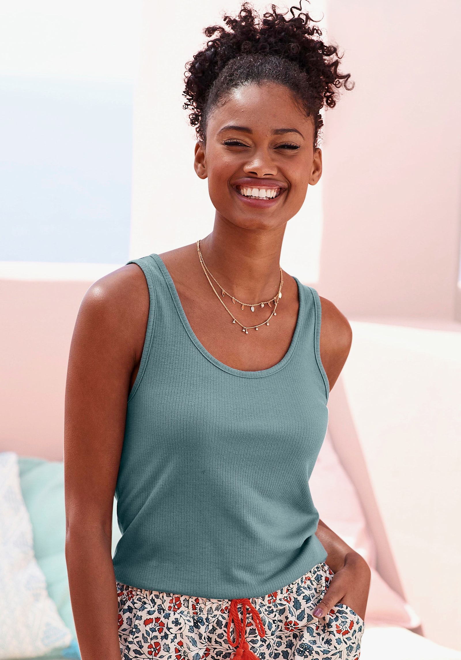 LASCANA Pyjamabovendeel - rookblauw