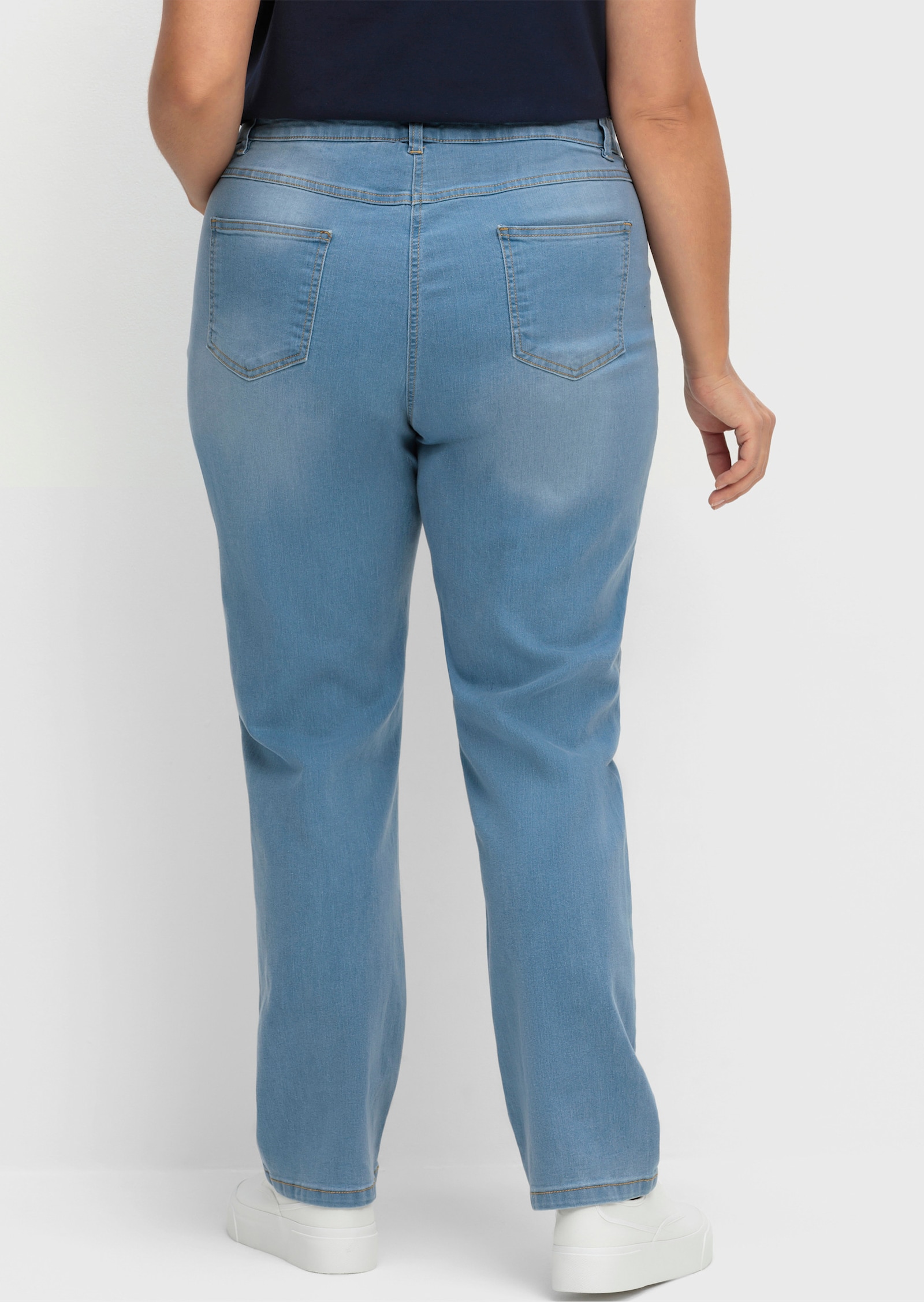 High-waist-Jeans mit innenliegendem Dehnbund - blue-bleached