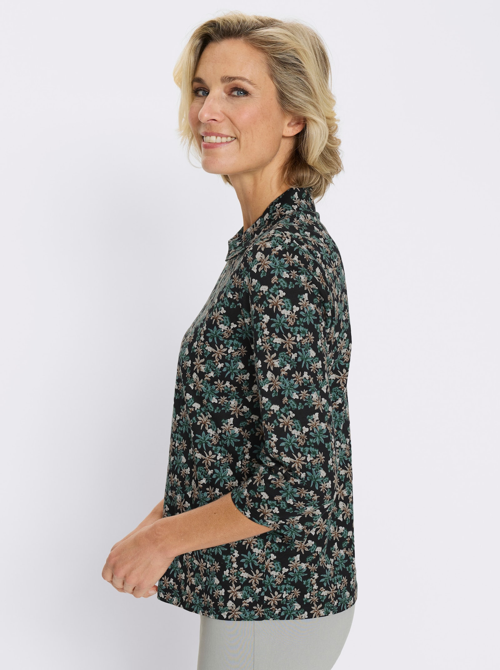 Poloshirt aus Baumwolle, geblümt - moos-sesam-bedruckt