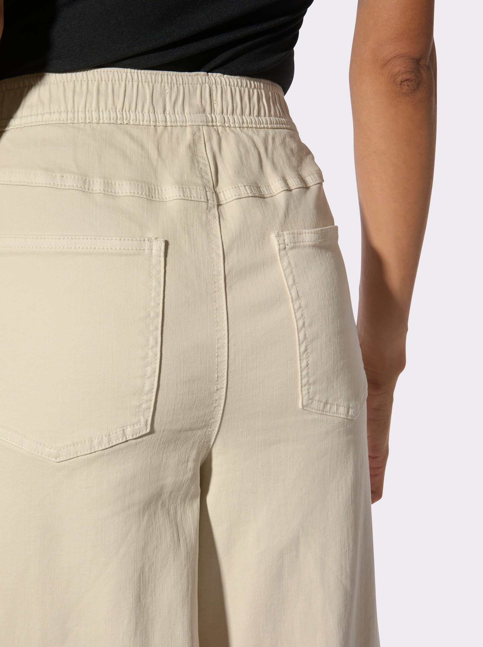 7/8-Jeans mit Bundfalten - champagner