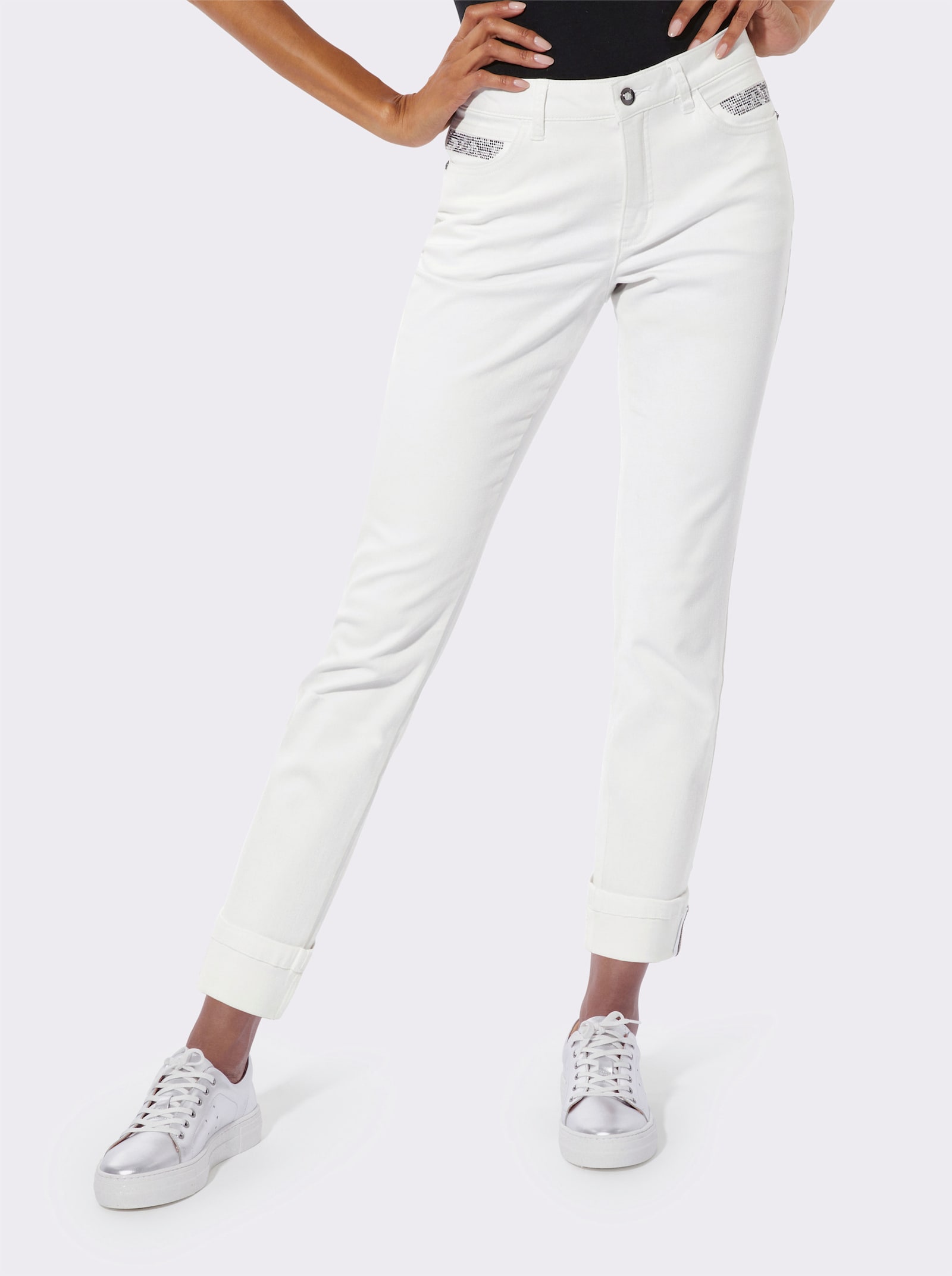 Gerade Jeans mit Ziersteinchen - weiss