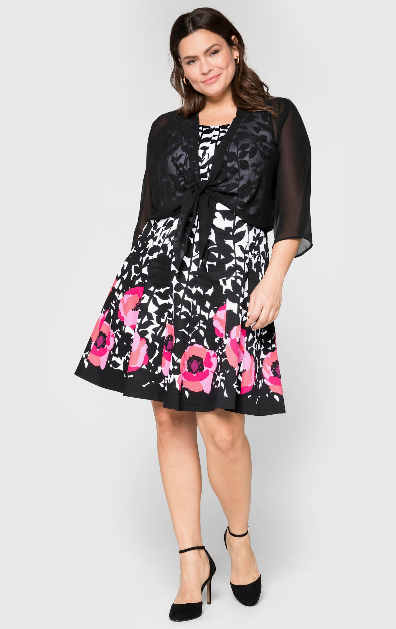 sheego Bolerojacke aus Chiffon, im Zipfelschnitt - schwarz