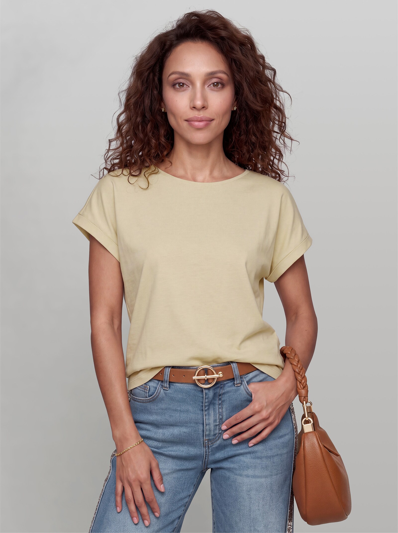 heine T-Shirt mit fixiertem Umschlag - sand