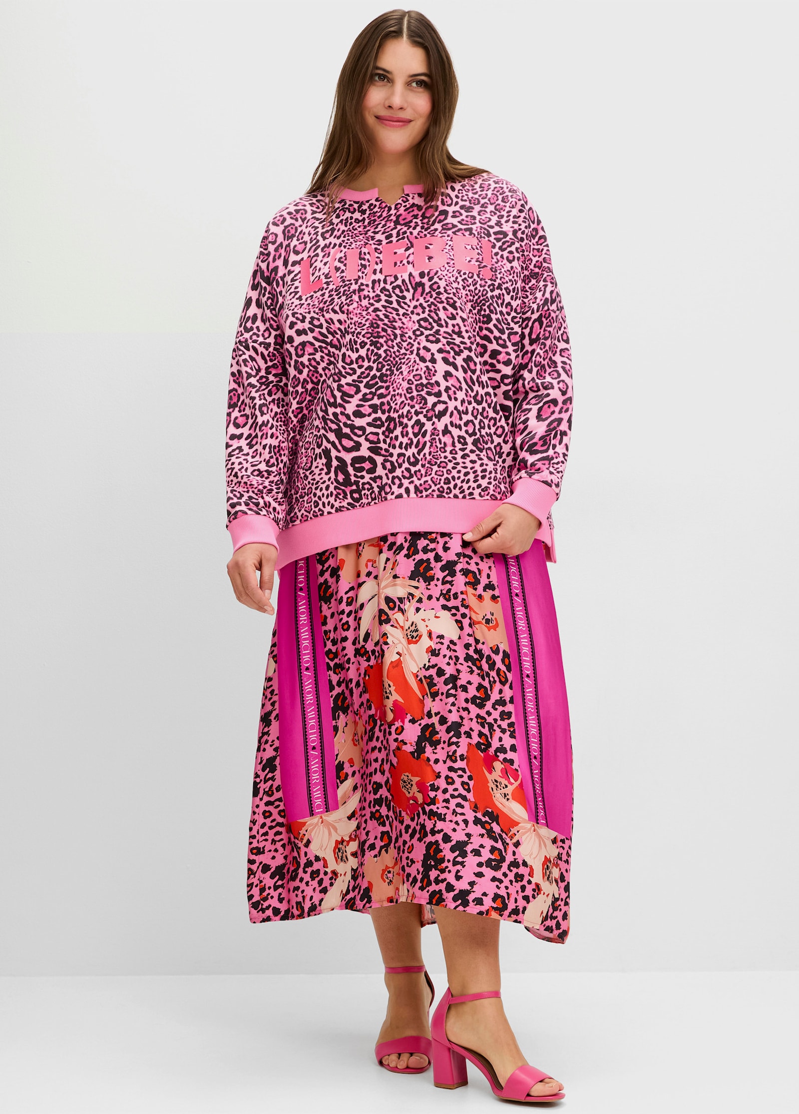 sheego loves miss goodlife Sweatshirt im Leoprint, mit Frontdruck - pink gemustert