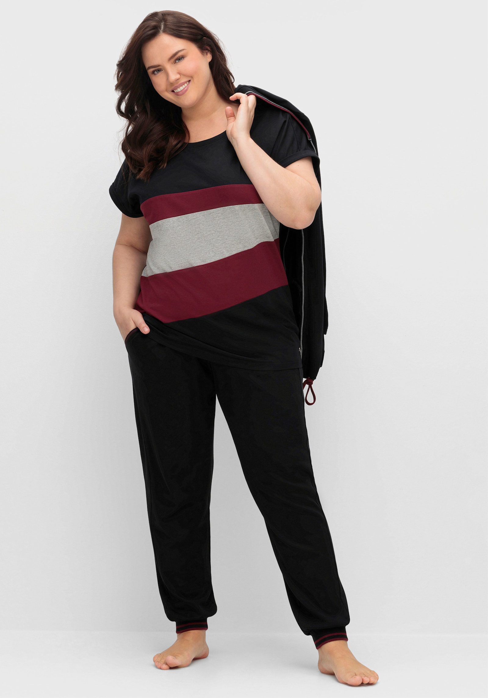 sheego Oversize-Shirt mit markanten Streifen - schwarz