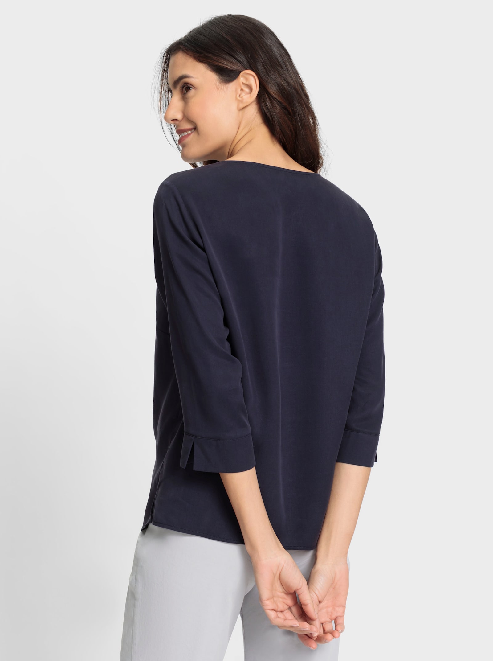 Comfortblouse met zijsplitten in de zoom - marine