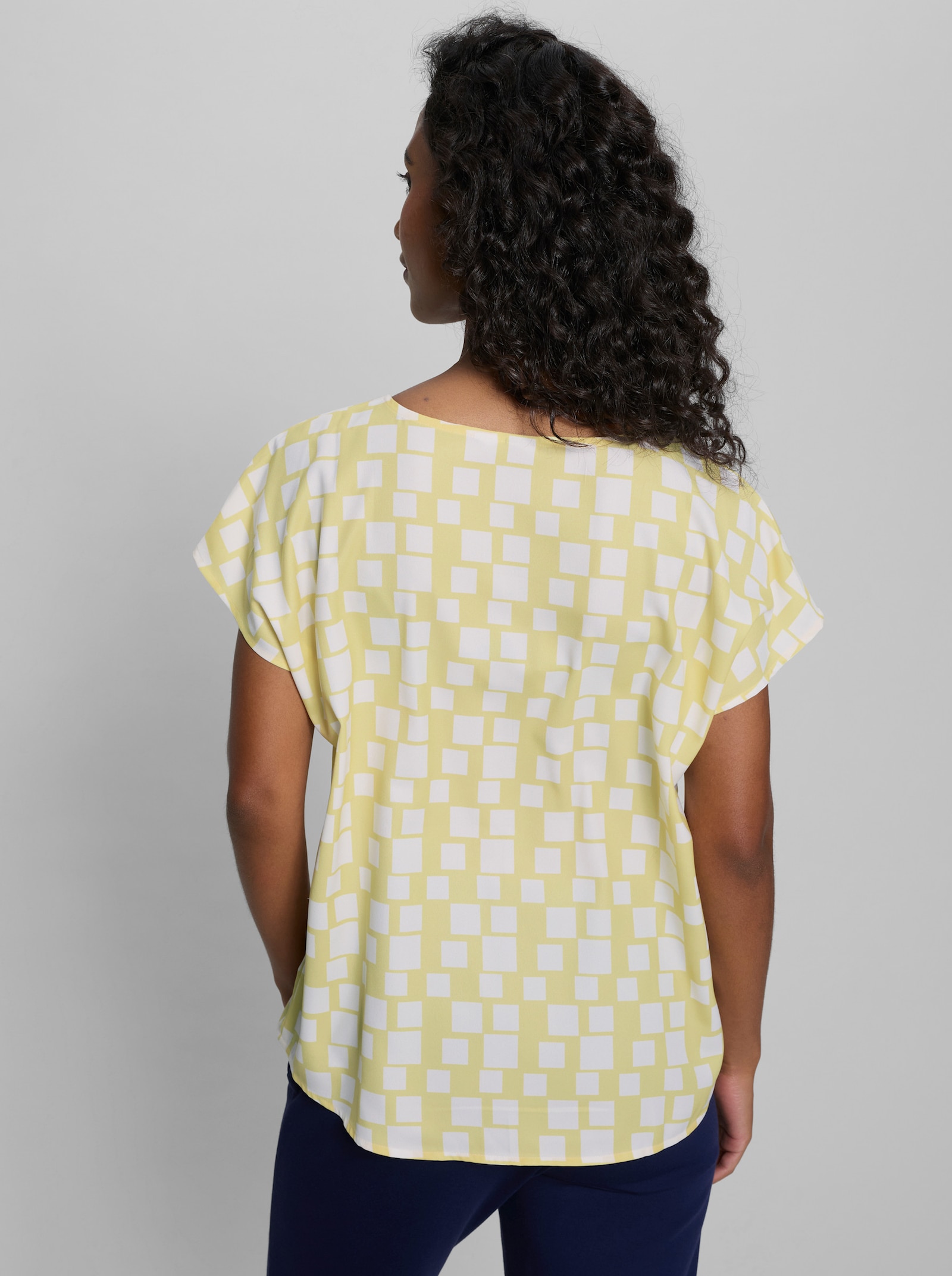 heine Druckbluse mit Grafik-Print - zitrone-ecru-bedruckt