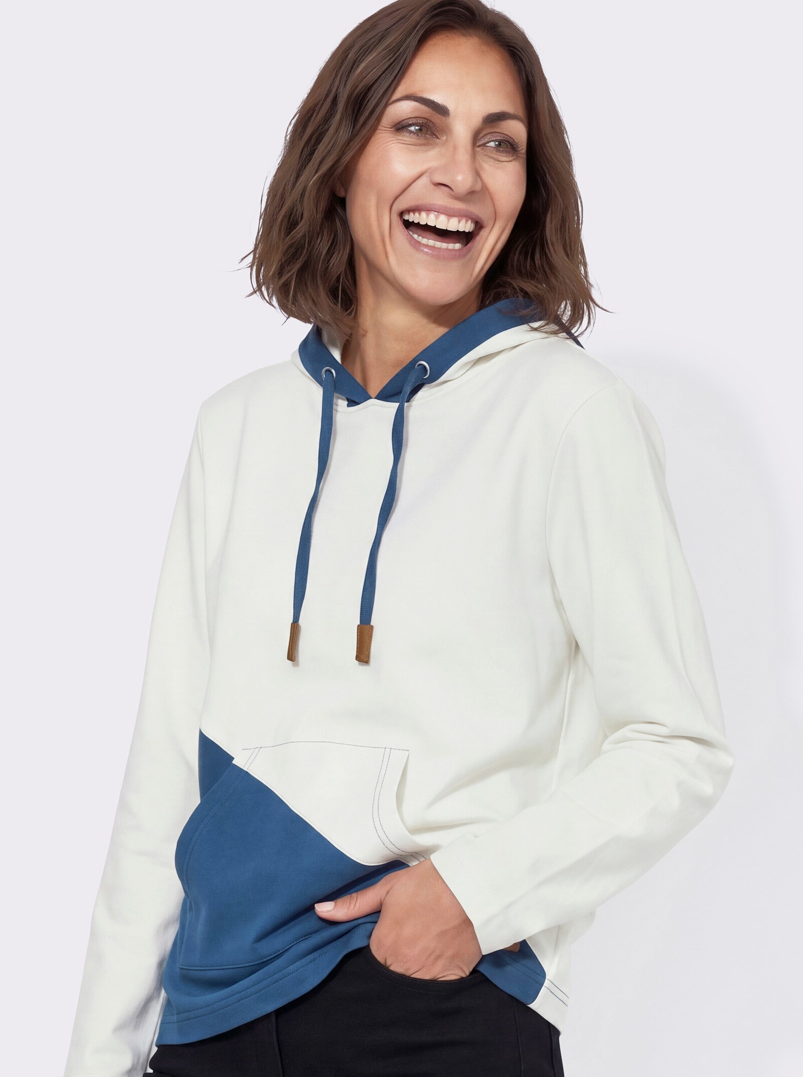 Sweatshirt mit Kapuze - ecru-jeansblau