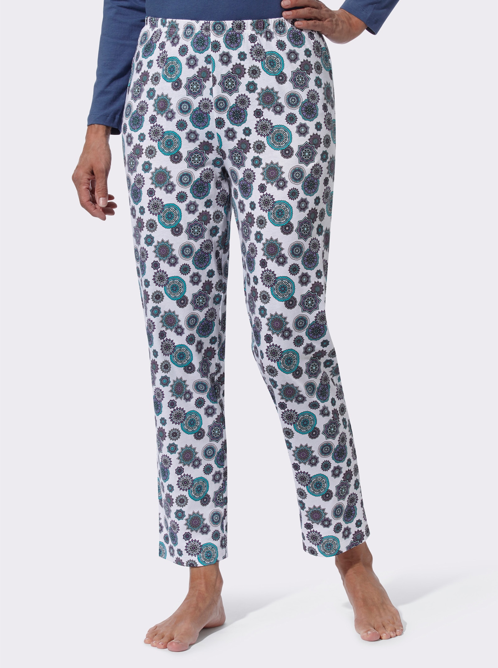 Schlafanzughose mit grafischem Muster - ecru-lila-bedruckt