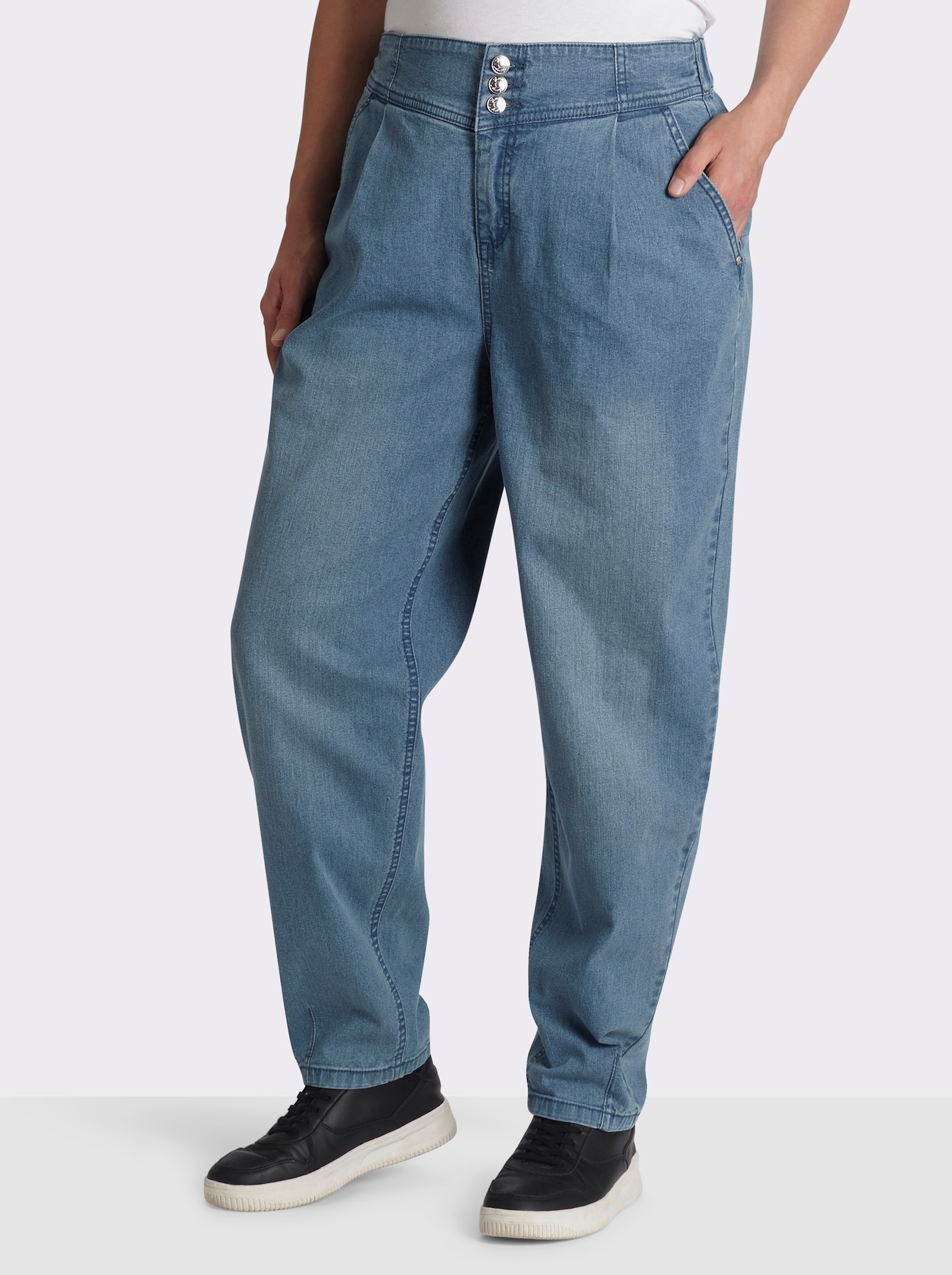 sheego High-waist-Jeans mit Bundfalten und Barrel-Leg - blue-bleached