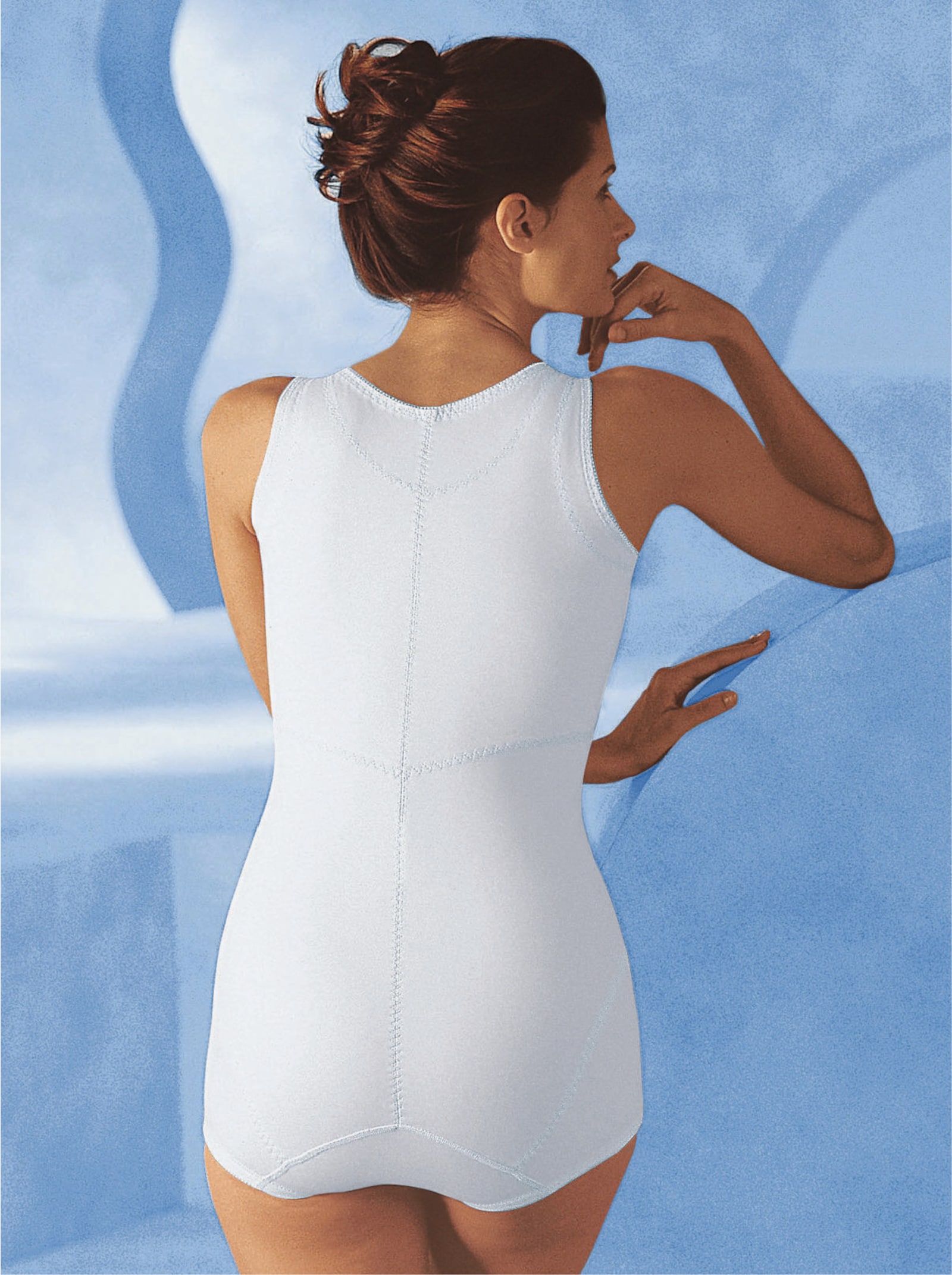 Susa Einteiler ohne Bügel mit hohem Rücken - weiss