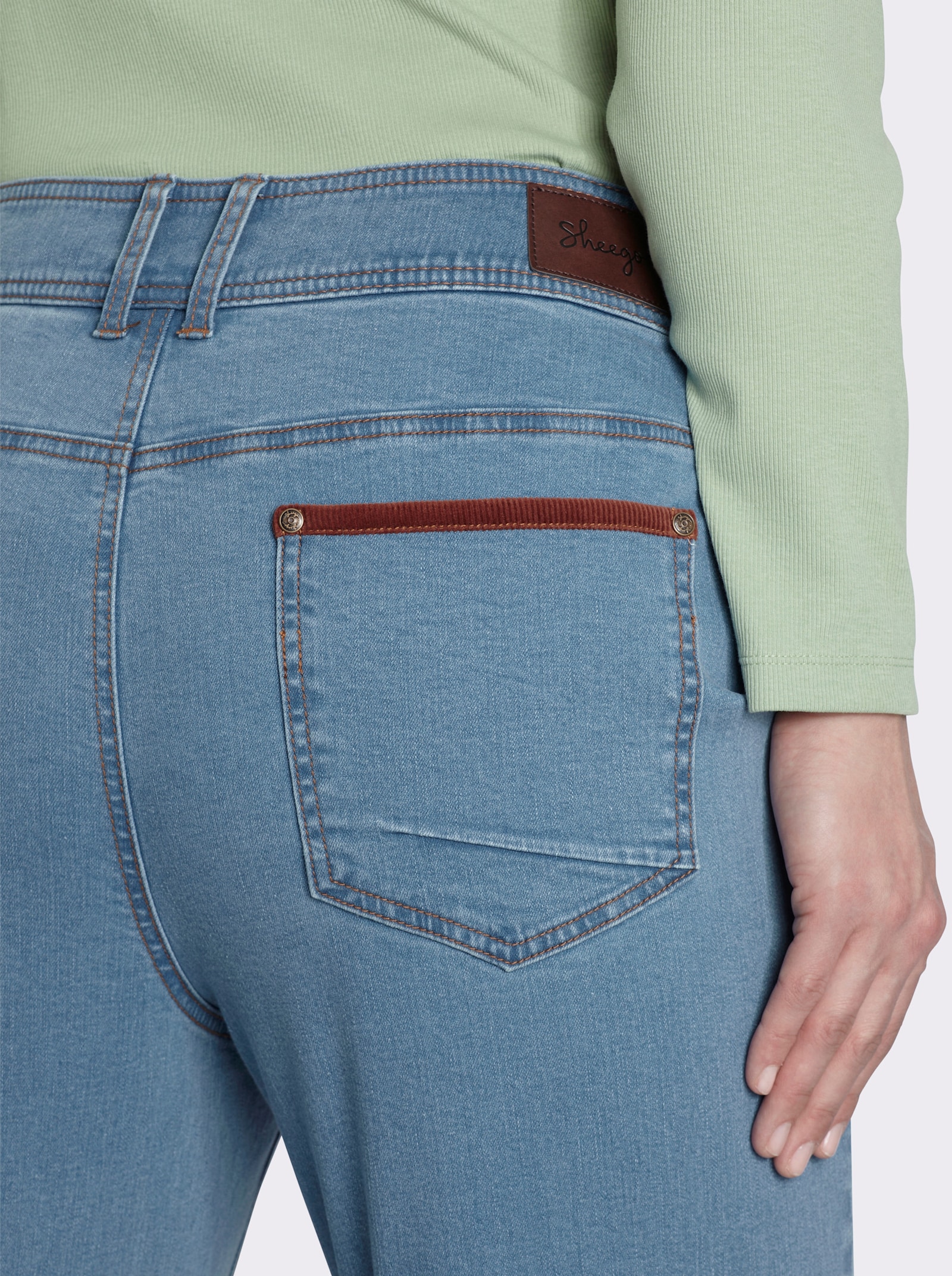 sheego Gerade Jeans für kräftigere Oberschenkel - blue-bleached