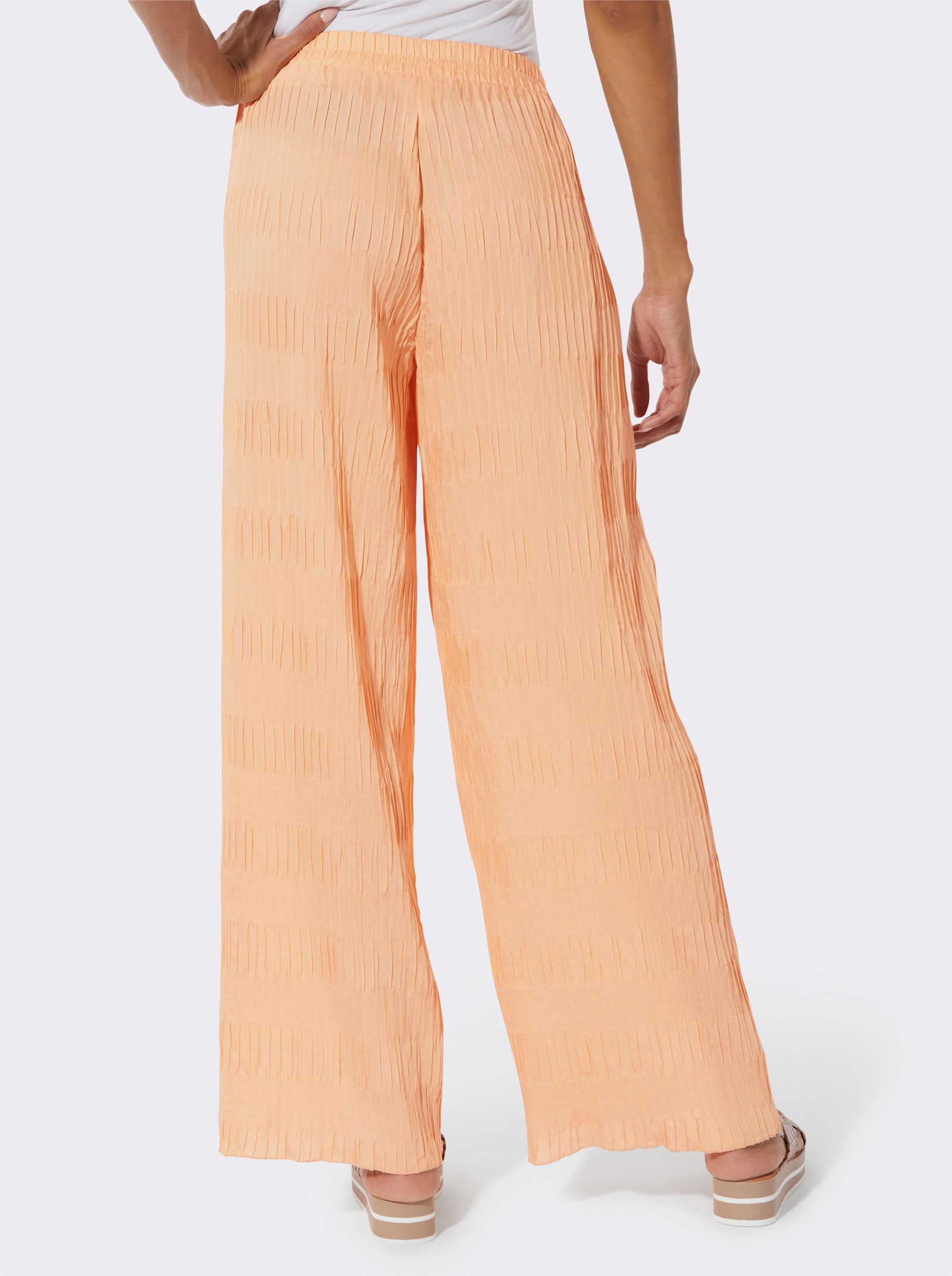 Schlupfhose mit weiten Beinen - apricot