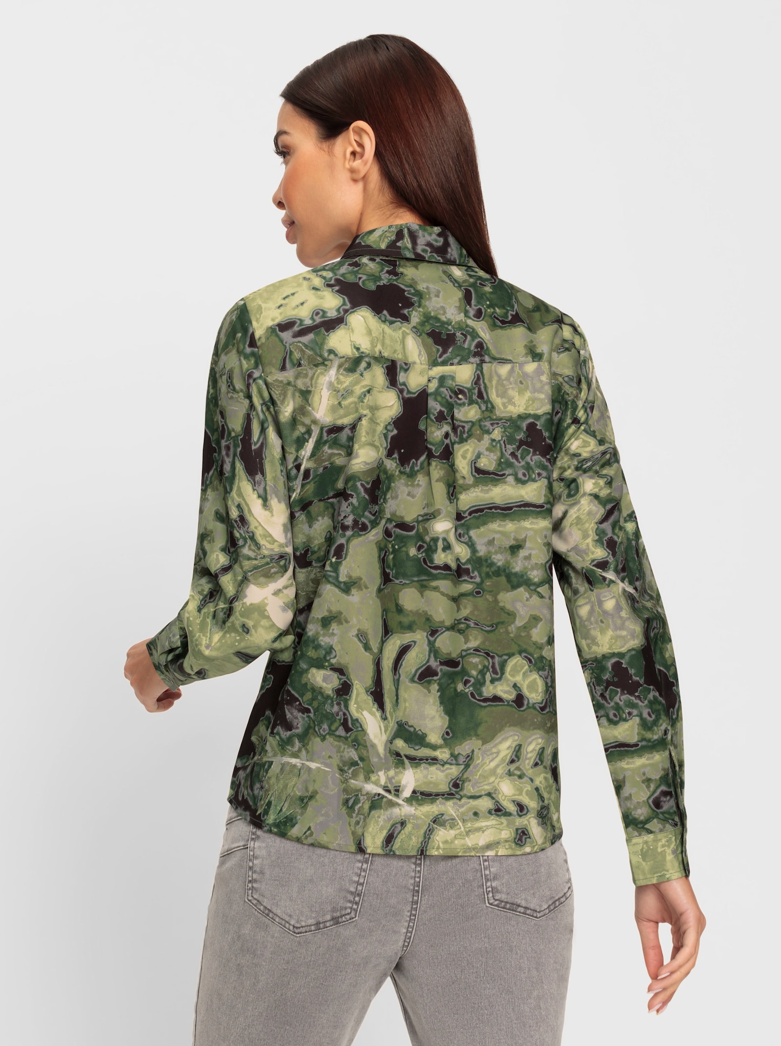 heine Hemdbluse mit leichtem Glanz - khaki-lindgrün-bedruckt