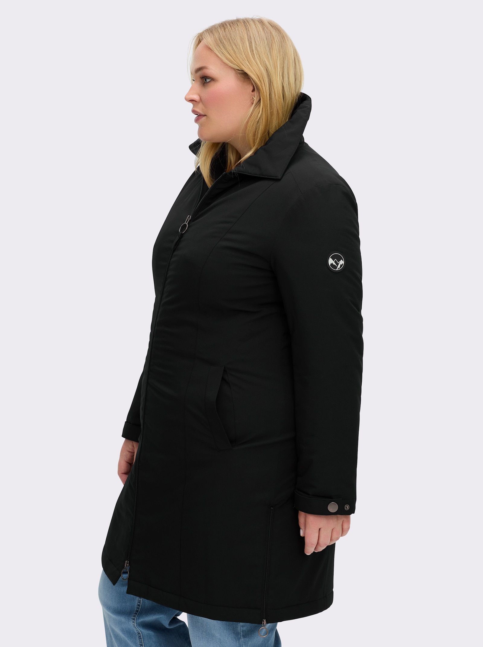sheego Winterjacke in leichter A-Linie - schwarz