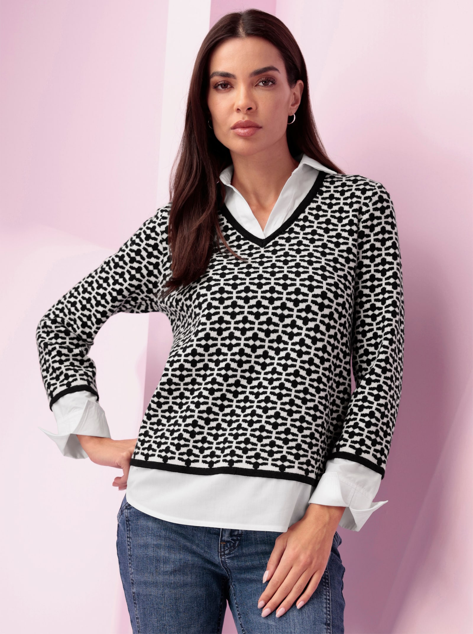 heine 2-in-1-Pullover Mit Blusen-Einsatz - schwarz-ecru-gemustert