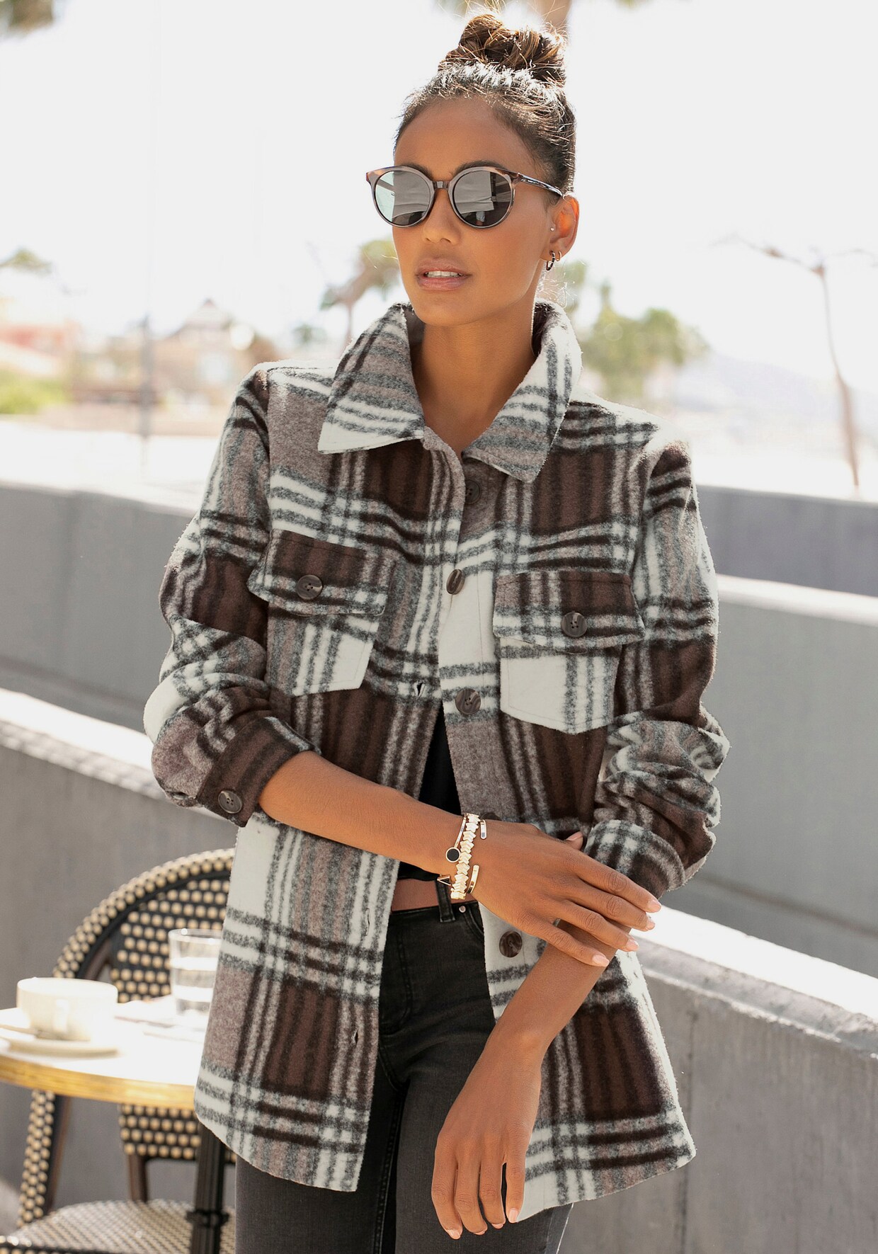LASCANA Hemdjacke - creme-braun-kariert