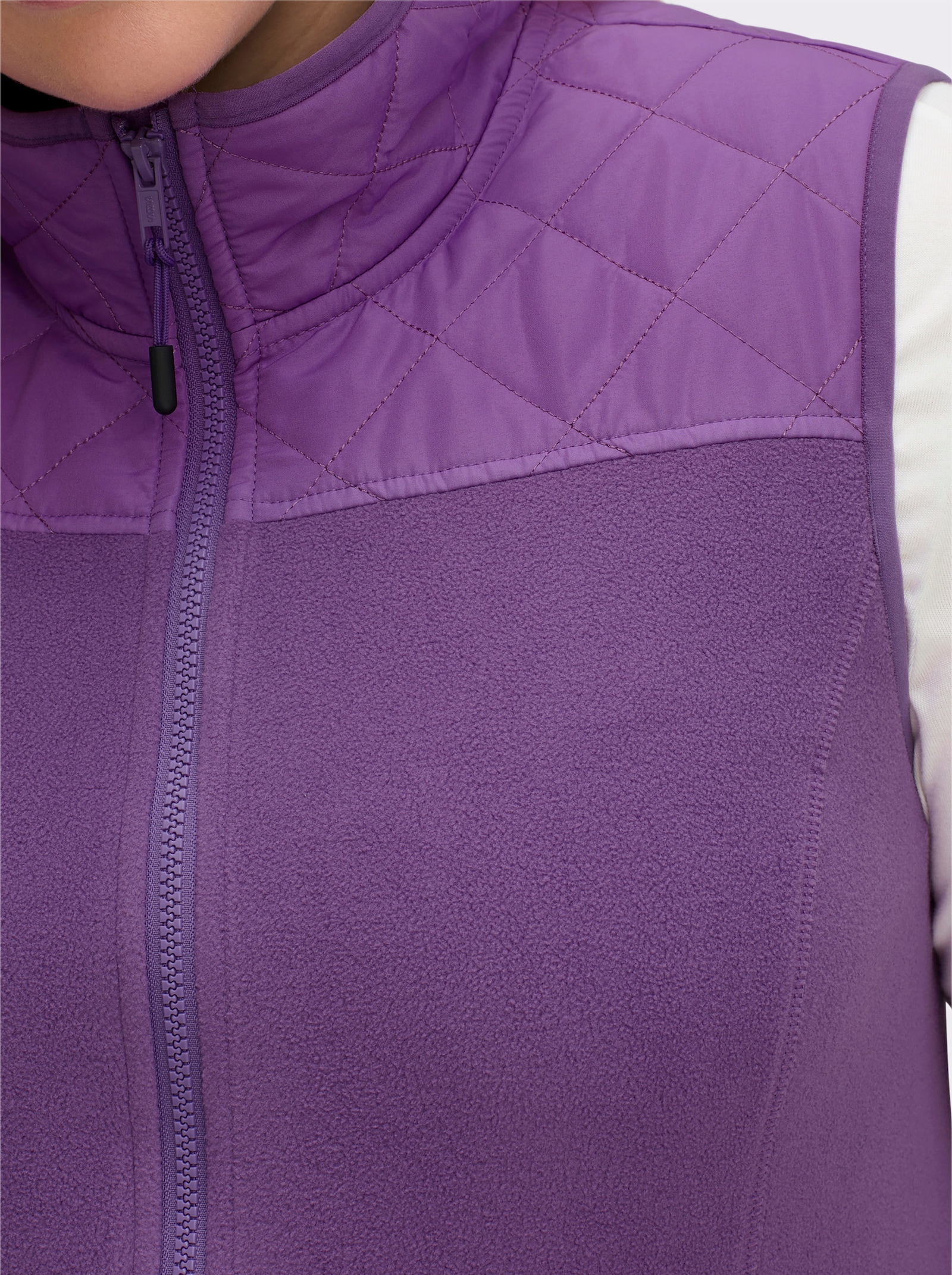 sheego Fleecegilet met opstaande kraag, in materiaalmix - paars