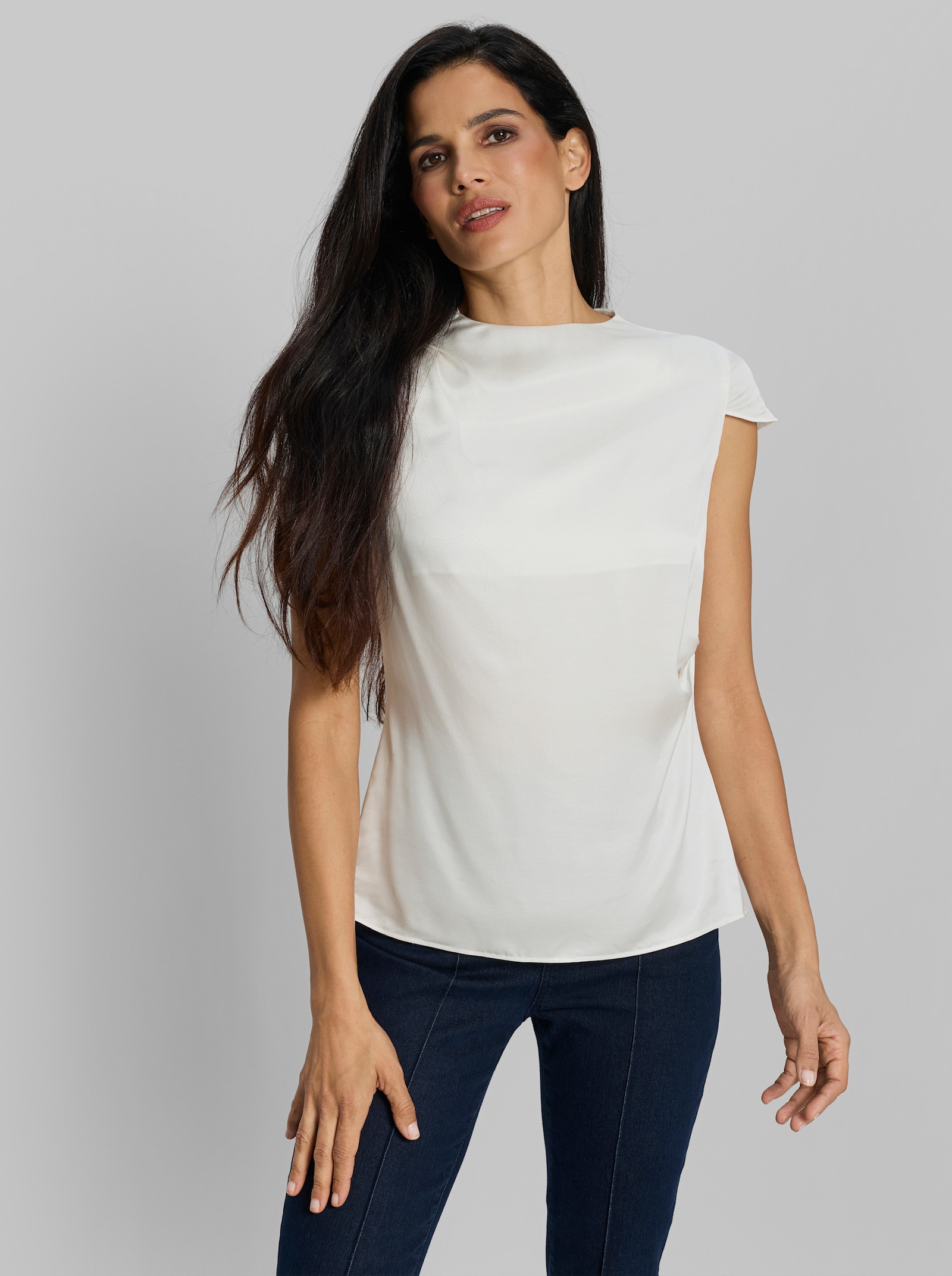 heine Satinbluse mit Kelchkragen - ecru