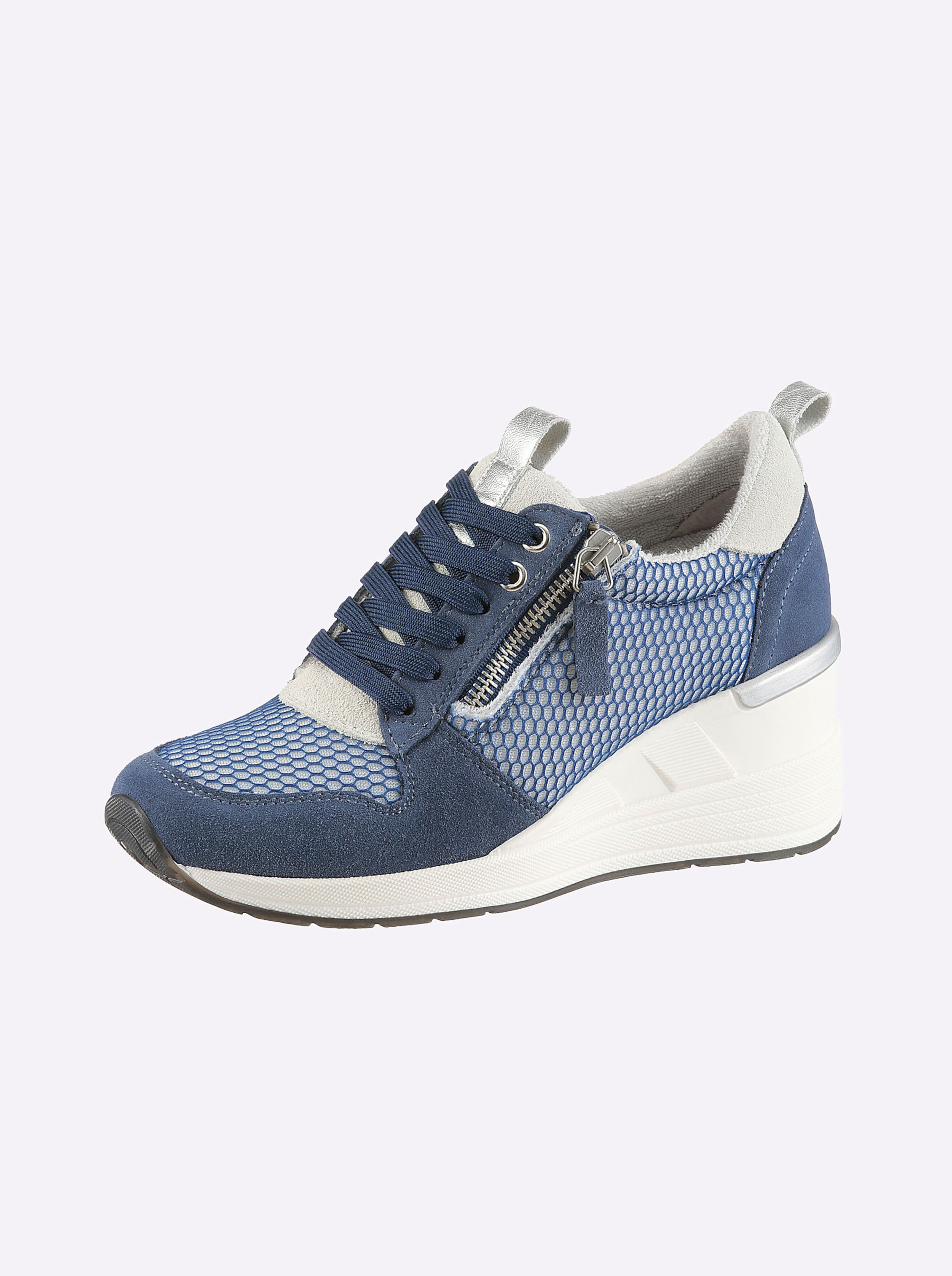 Sneaker
