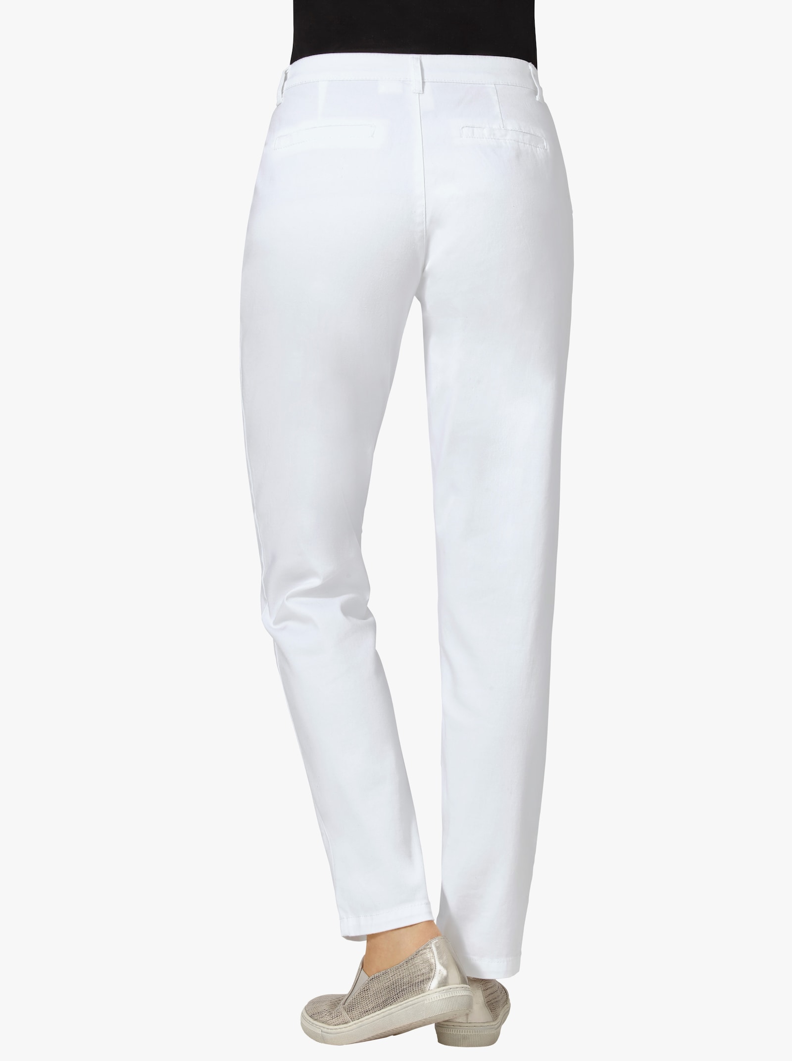 Boyfriend-Hose mit Gürtelschlaufen - weiss