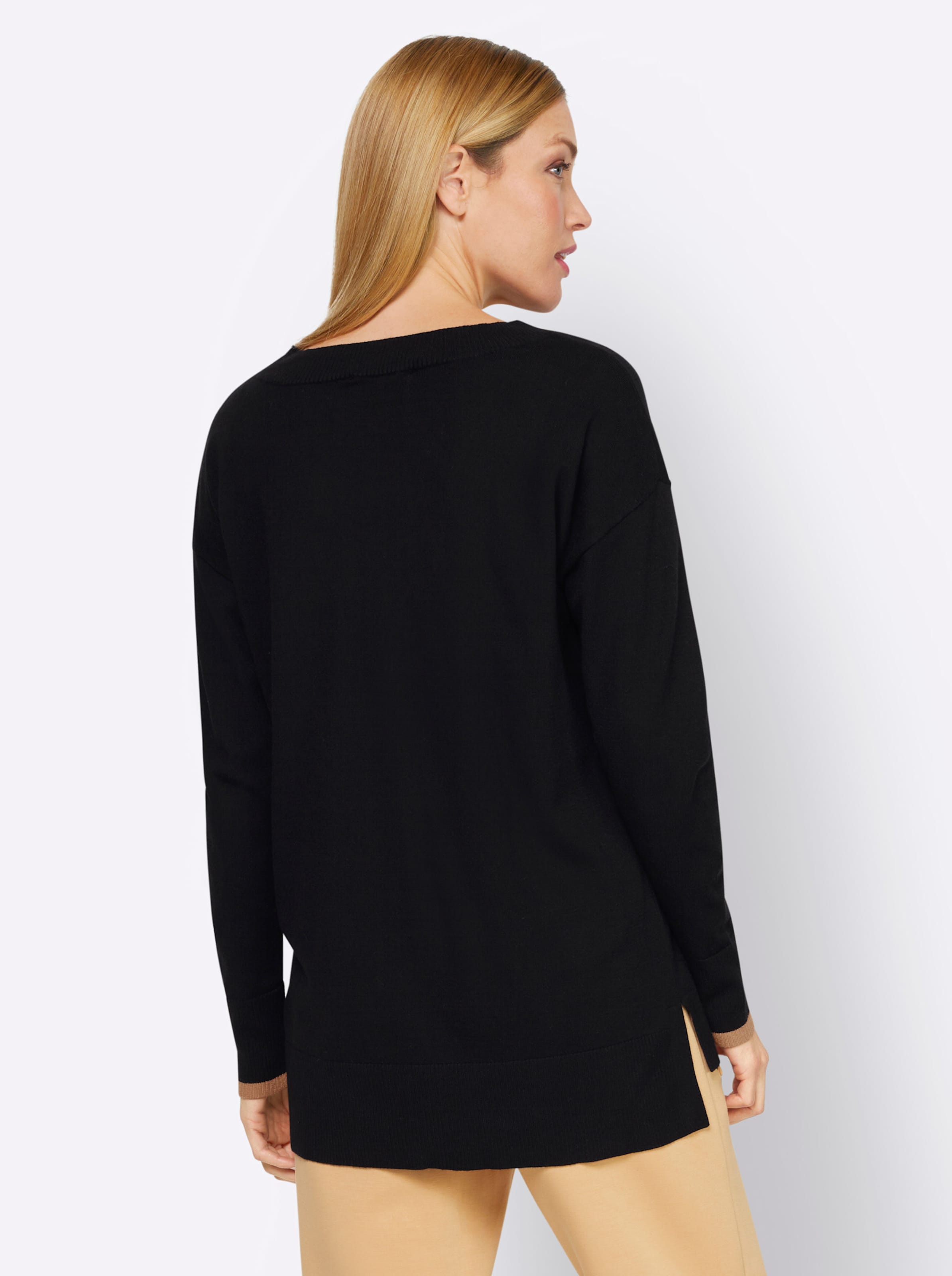 mit Rundhals günstig Kaufen-Pullover in schwarz von heine. Pullover in schwarz von heine <![CDATA[