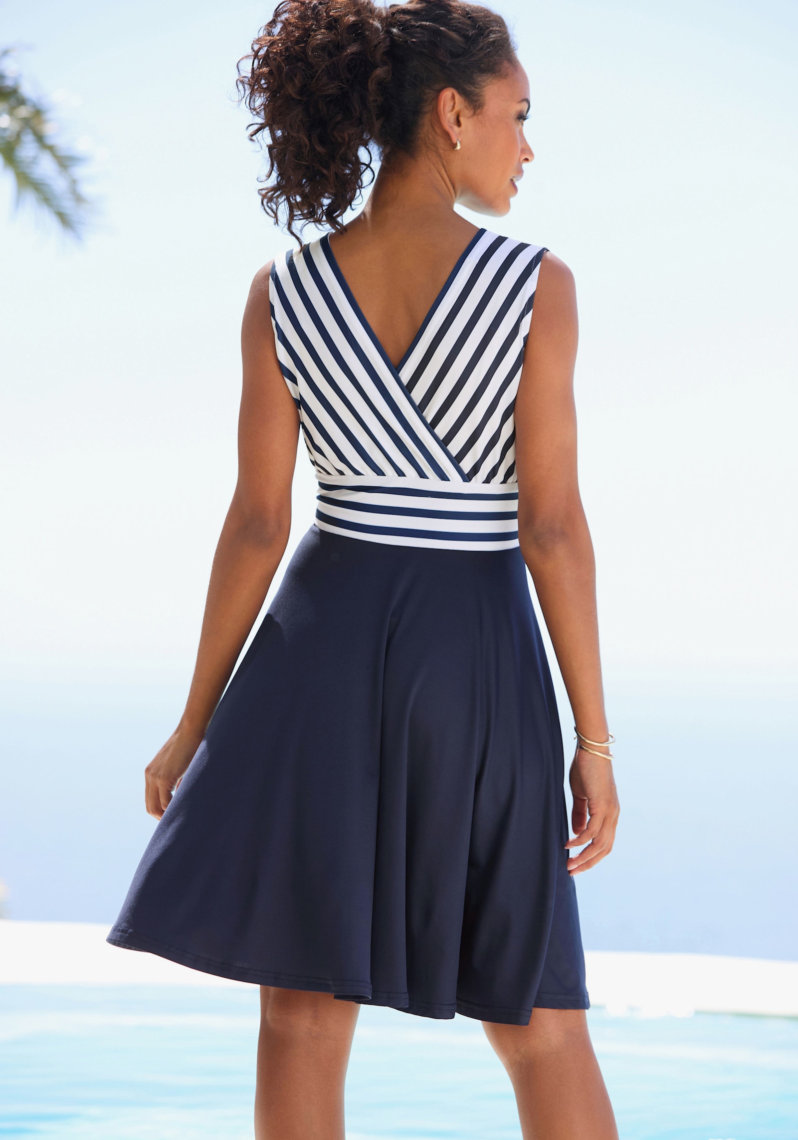 LASCANA Sommerkleid - weiß-navy gestreift