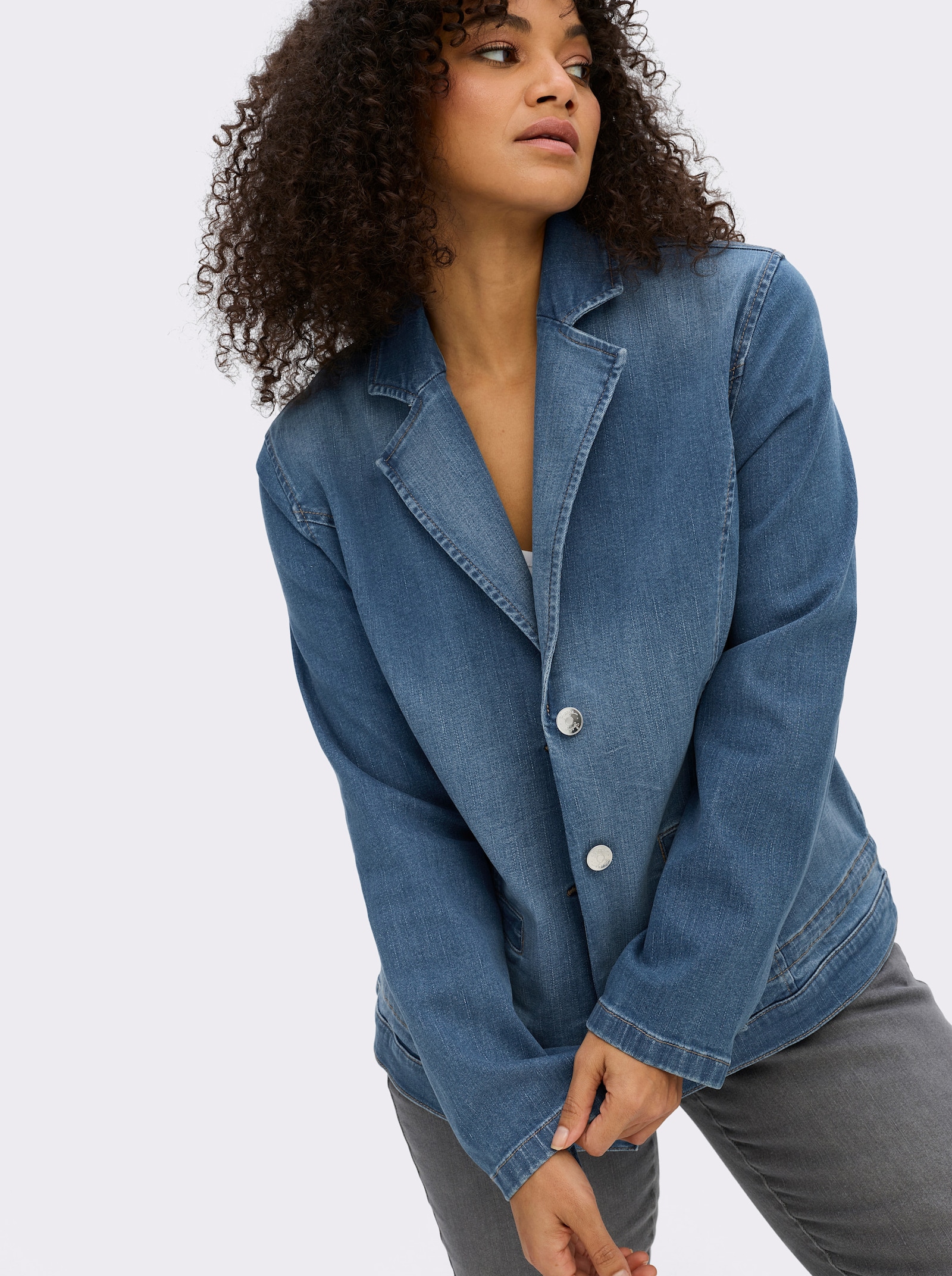 sheego Jeansblazer mit Kordelzug am Saum - blue-bleached