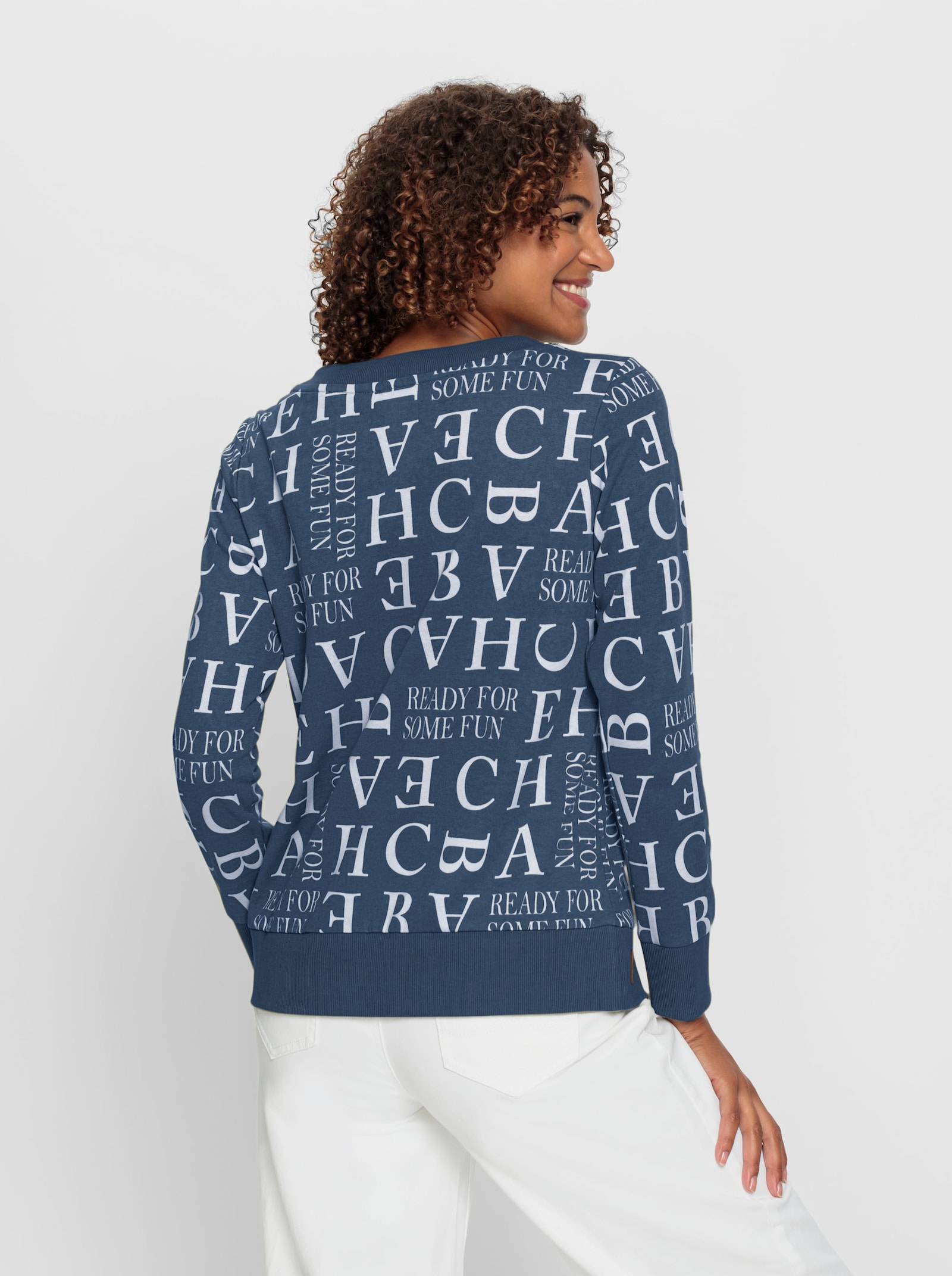 Sweatshirt mit Kordeldurchzug am Ausschnitt - dunkelblau-ecru-bedruckt