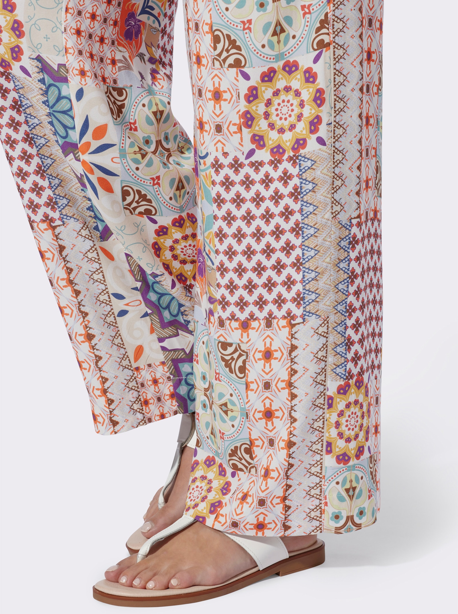 heine Druckhose in Patch-Optik - terra-lila-bedruckt