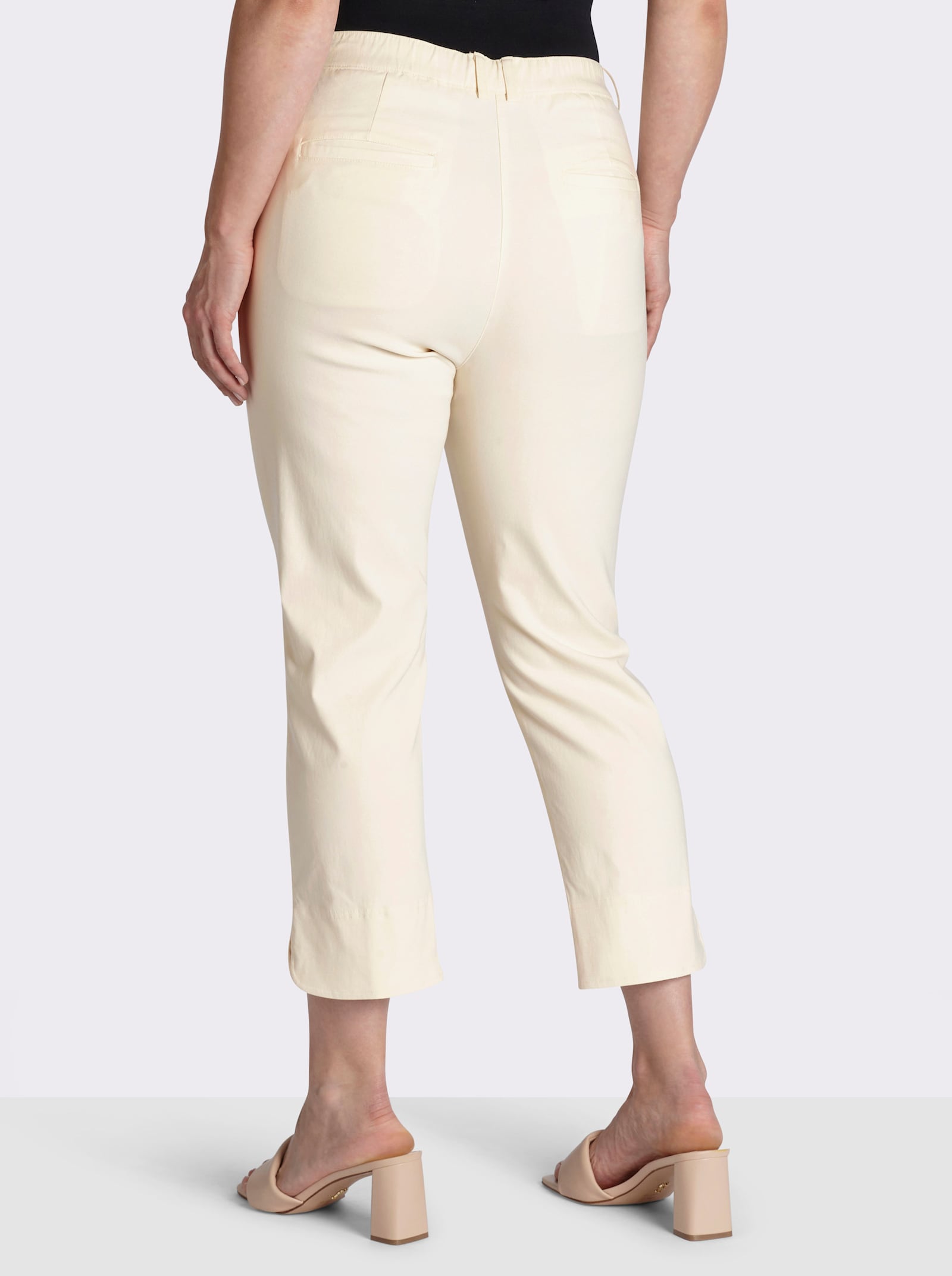 sheego Bengalinebroek in 7/8-lengte met zijsplitten - champagne