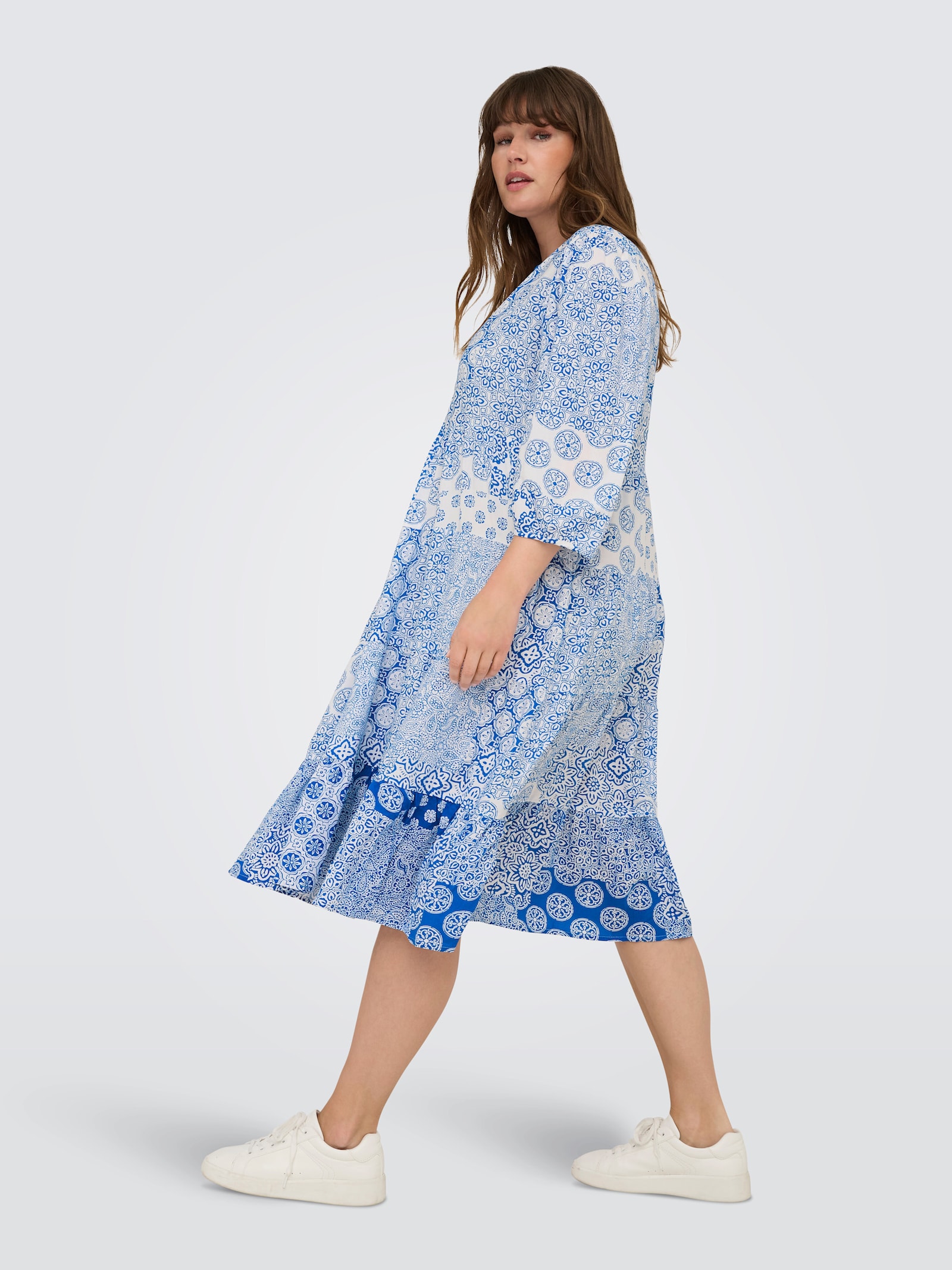 ONLY CARMAKOMA Tunikakleid - princess blue aop:mix graphic