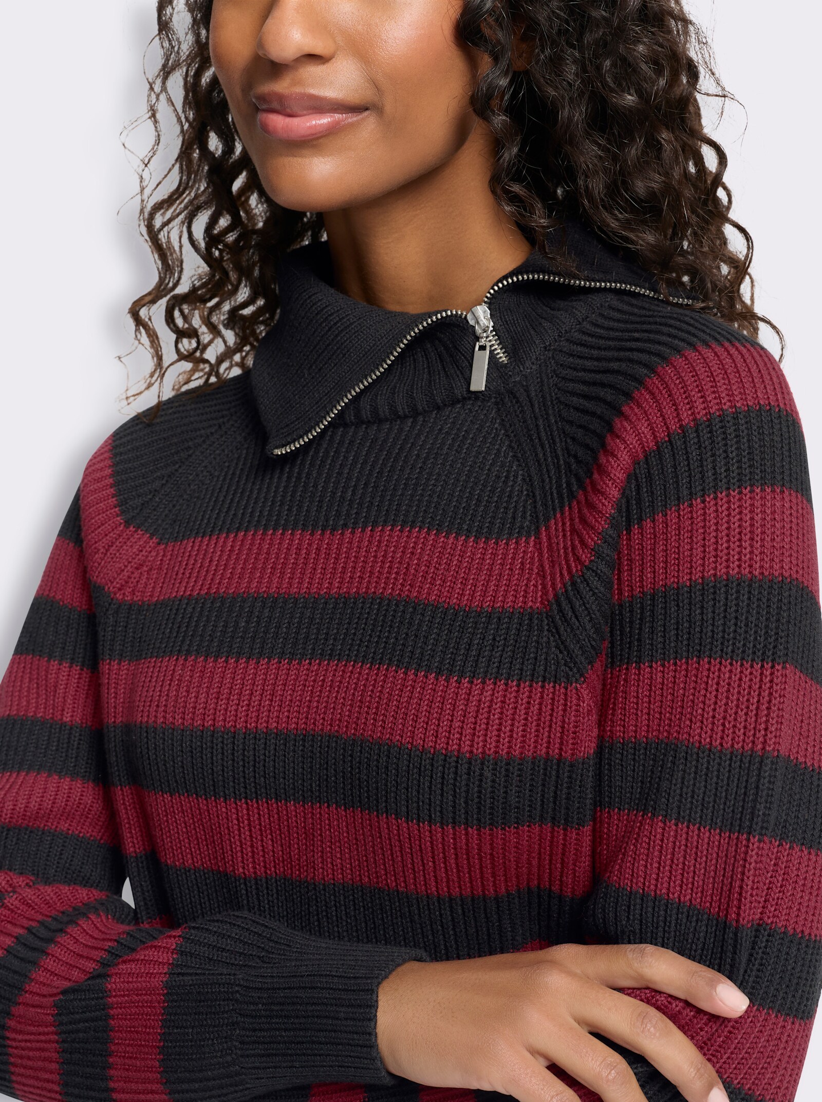 heine Langarm-Pullover mit Ringelstreifen - schwarz-kirsche-geringelt