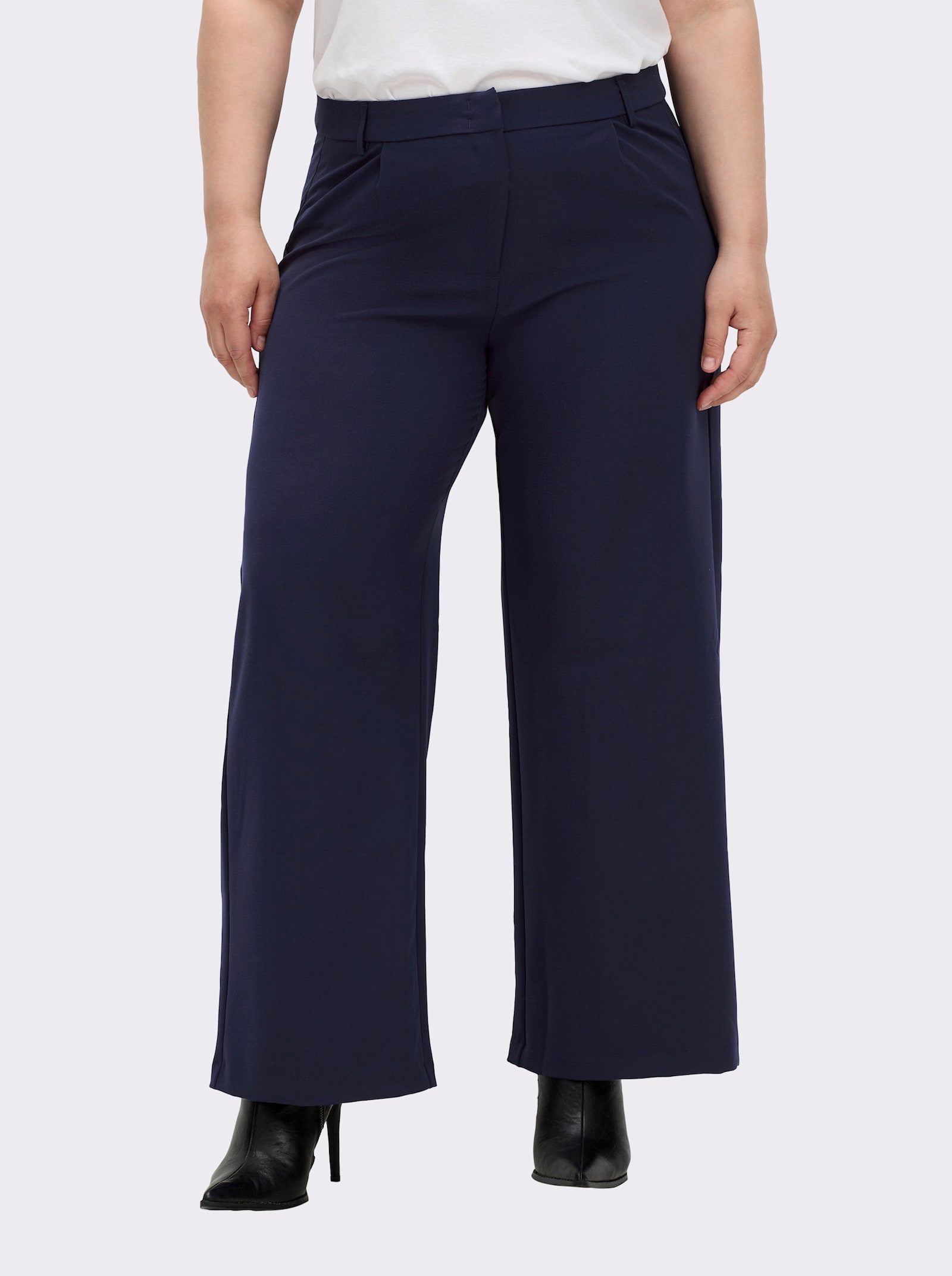 Bügelfaltenhose mit weiten Beinen - marine