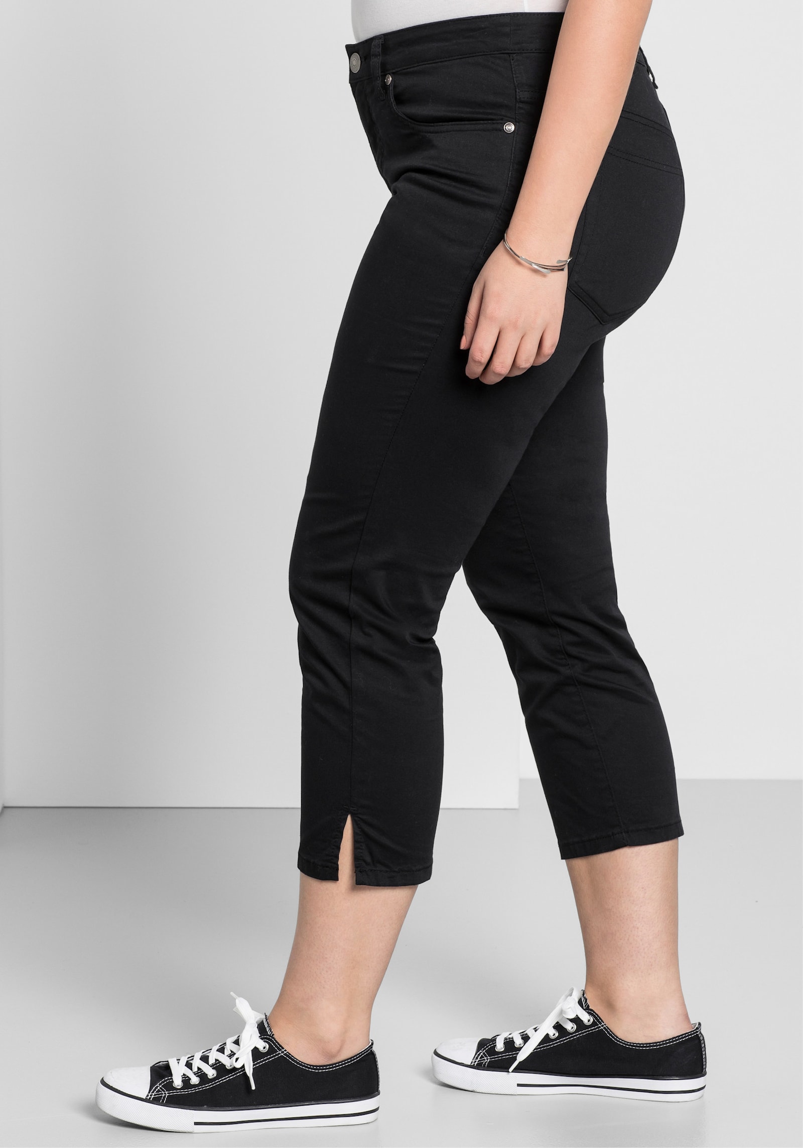 sheego 7/8-Hose in schmaler Form, aus Twill - schwarz