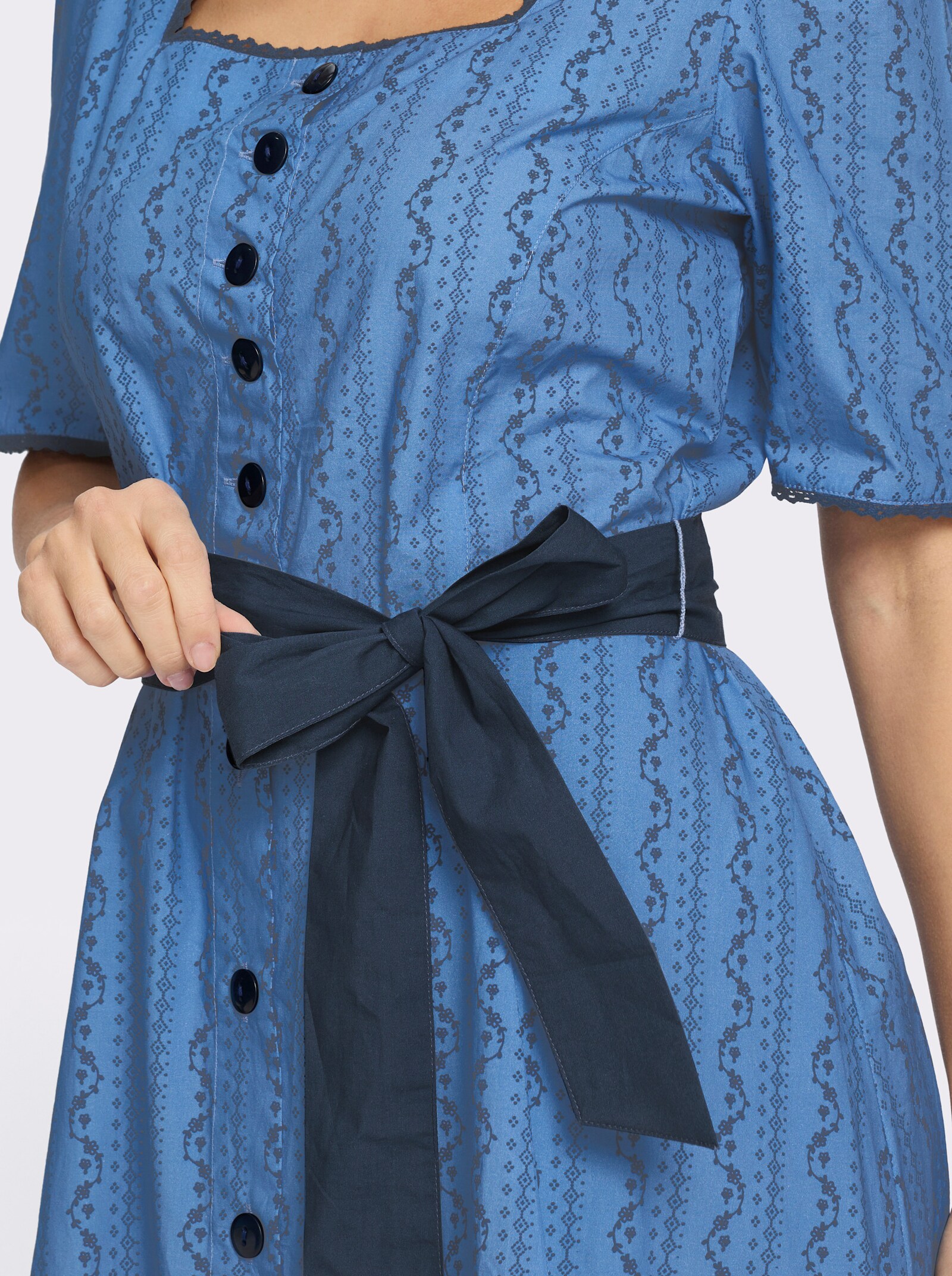 Trachtenkleid mit Bindegürtel - mittelblau-dunkelblau-bedruckt