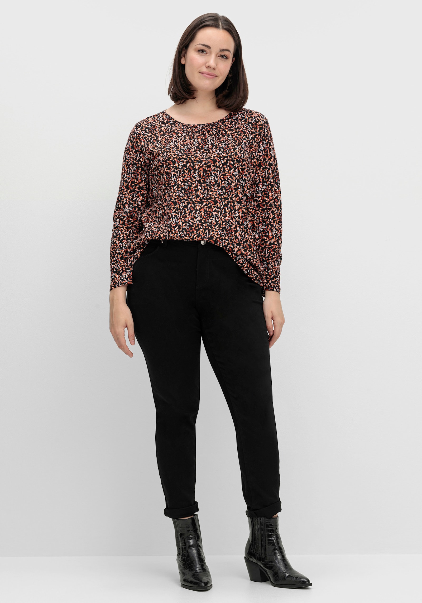 Langarmshirt mit Blüten-Dessin - schwarz-rostrot-bedruckt