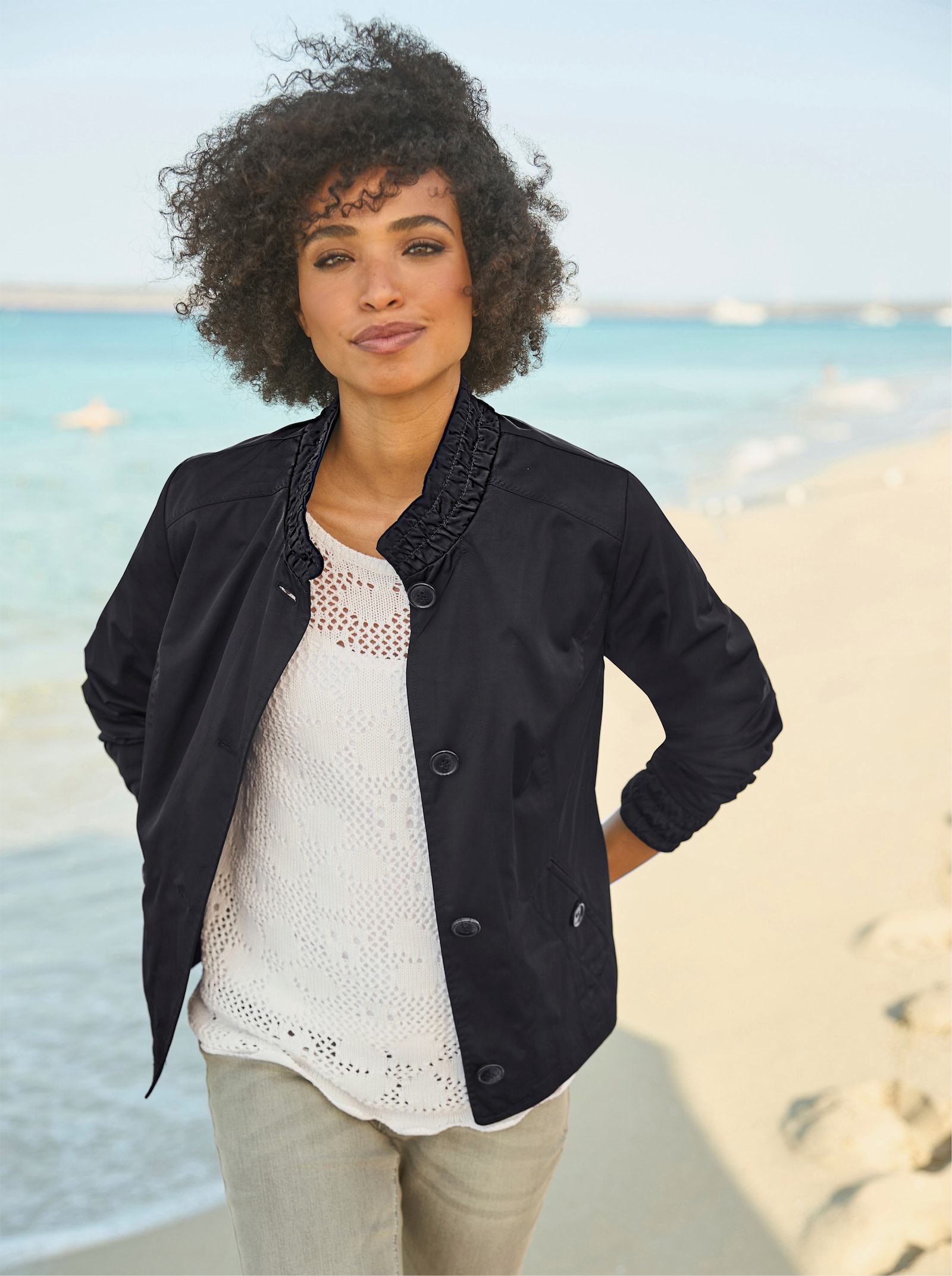 heine Übergangsjacke mit Smok-Abschlüssen - schwarz