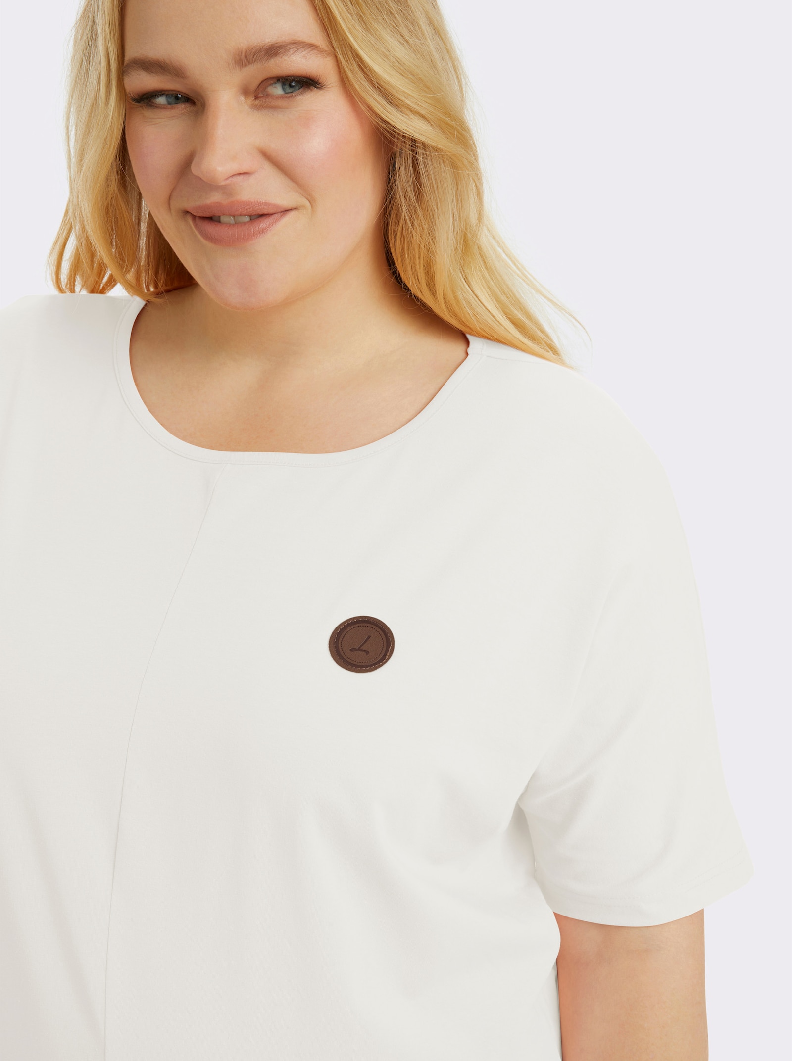 Kurzarmshirt mit Fledermausärmeln - ecru