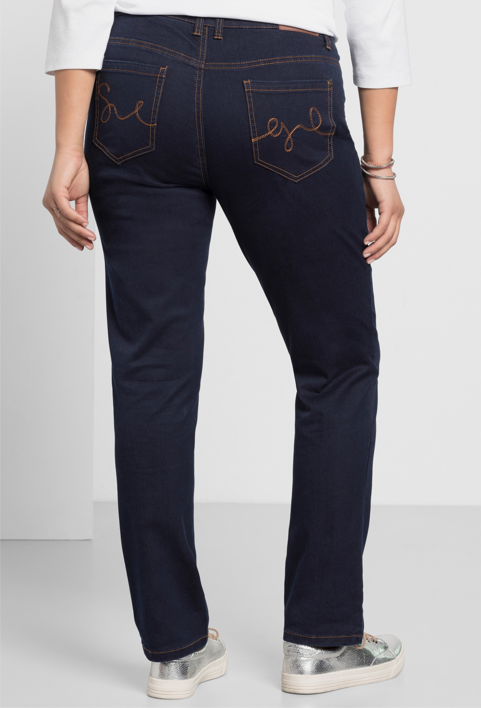 sheego 5-Pocket-Jeans in schmaler Beinform - blue black denim