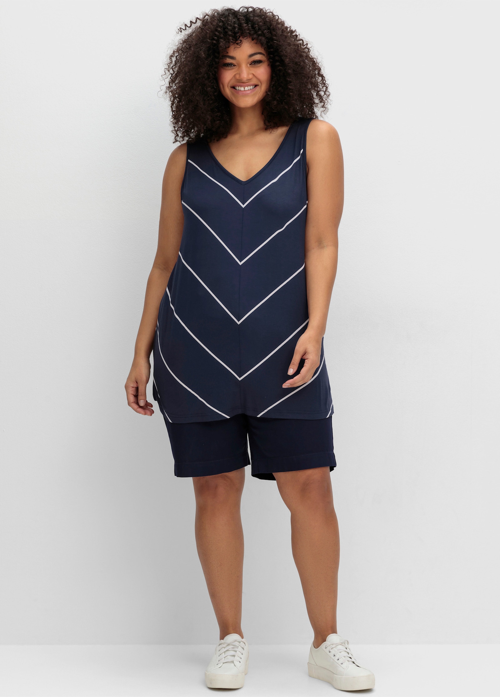 sheego Lange top met strepen, in lichte A-lijn - diepblauw gestreept