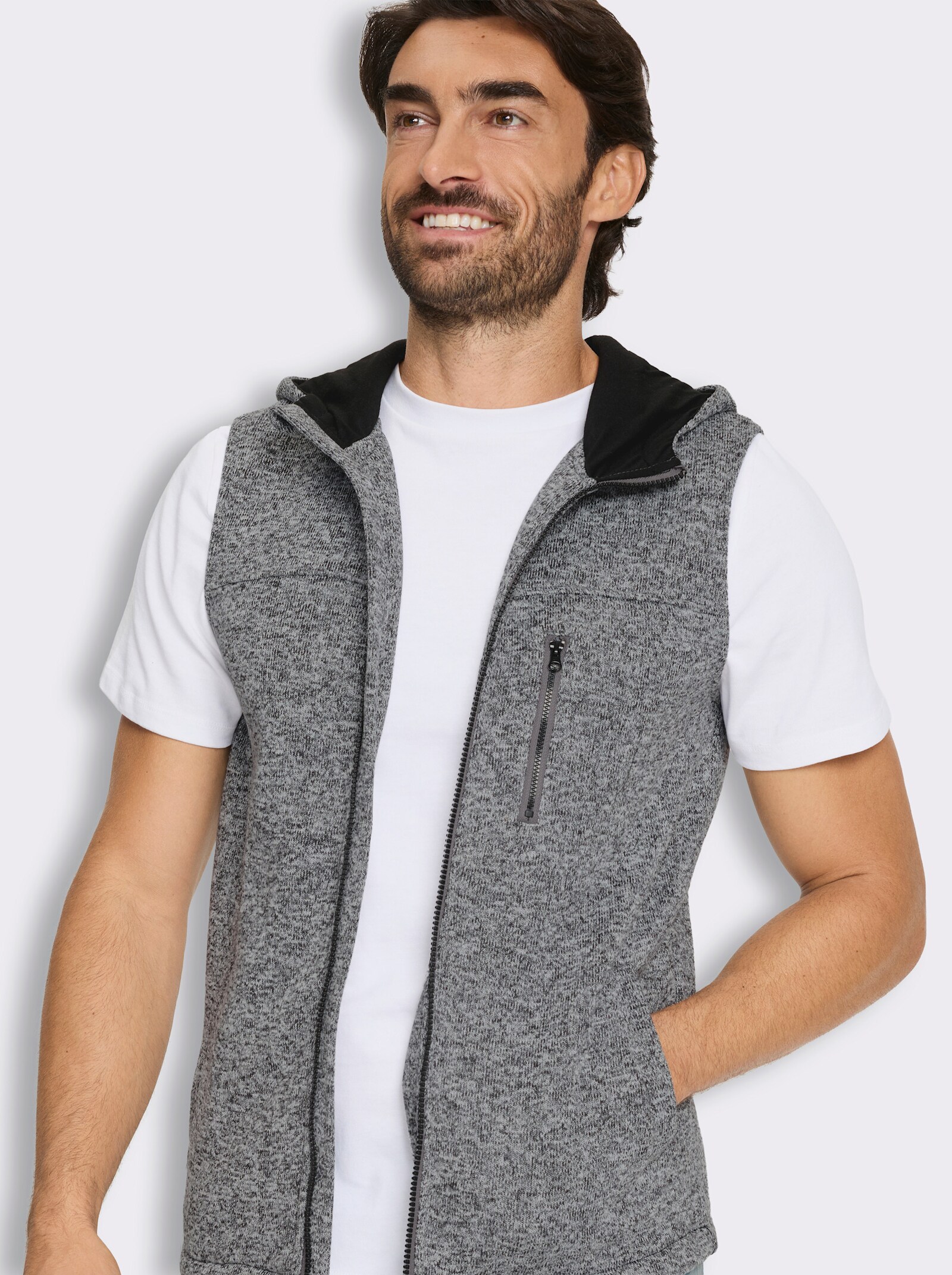 Strickfleecejacke ohne Ärmel - schwarz-meliert