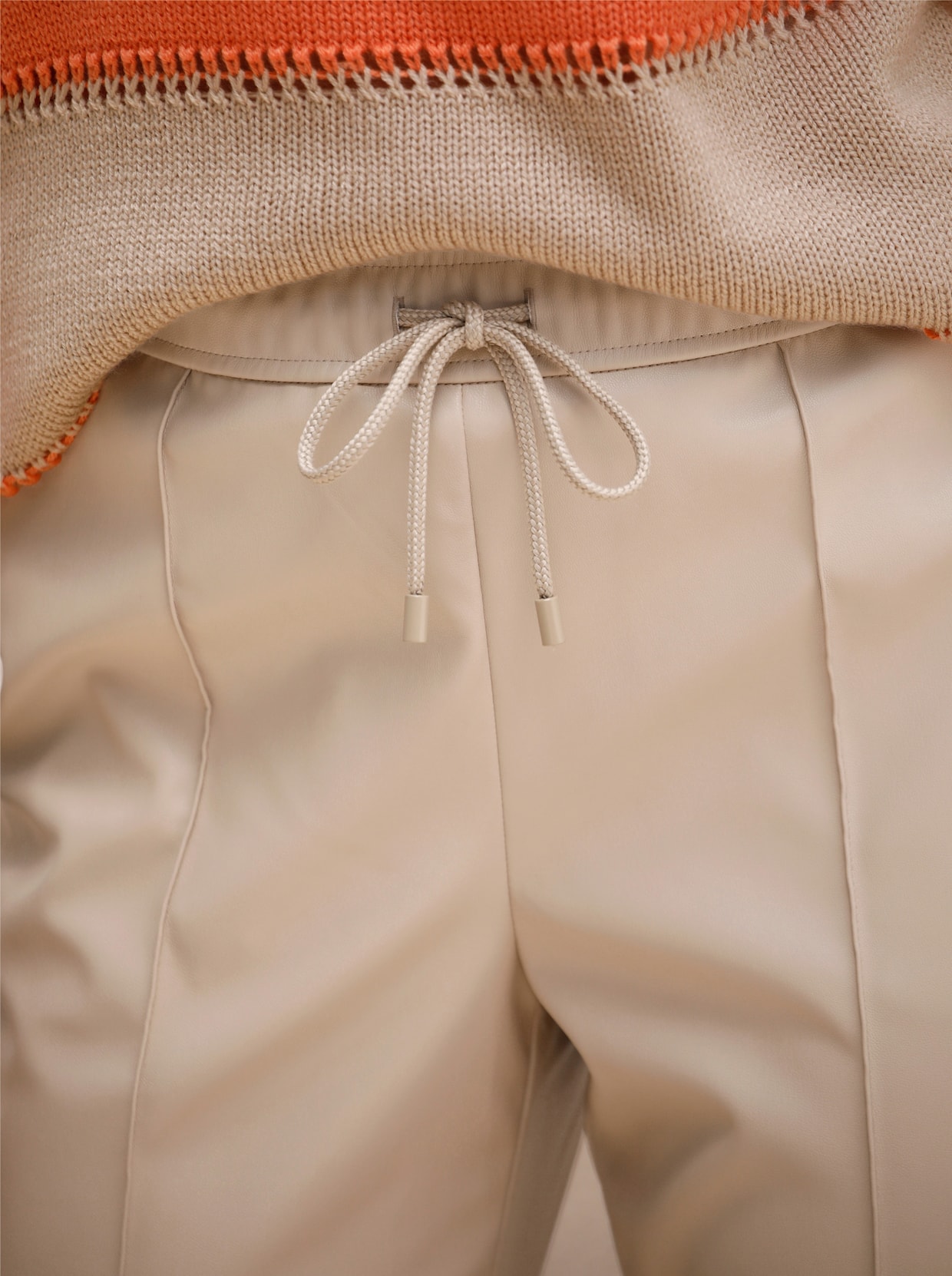 Koženkové nohavice - béžová